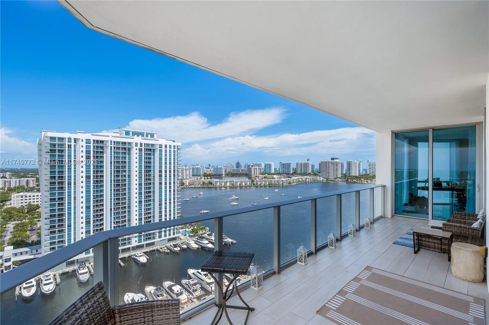 17111 Biscayne Blvd Unit 2001, North Miami Beach, Florida 33160