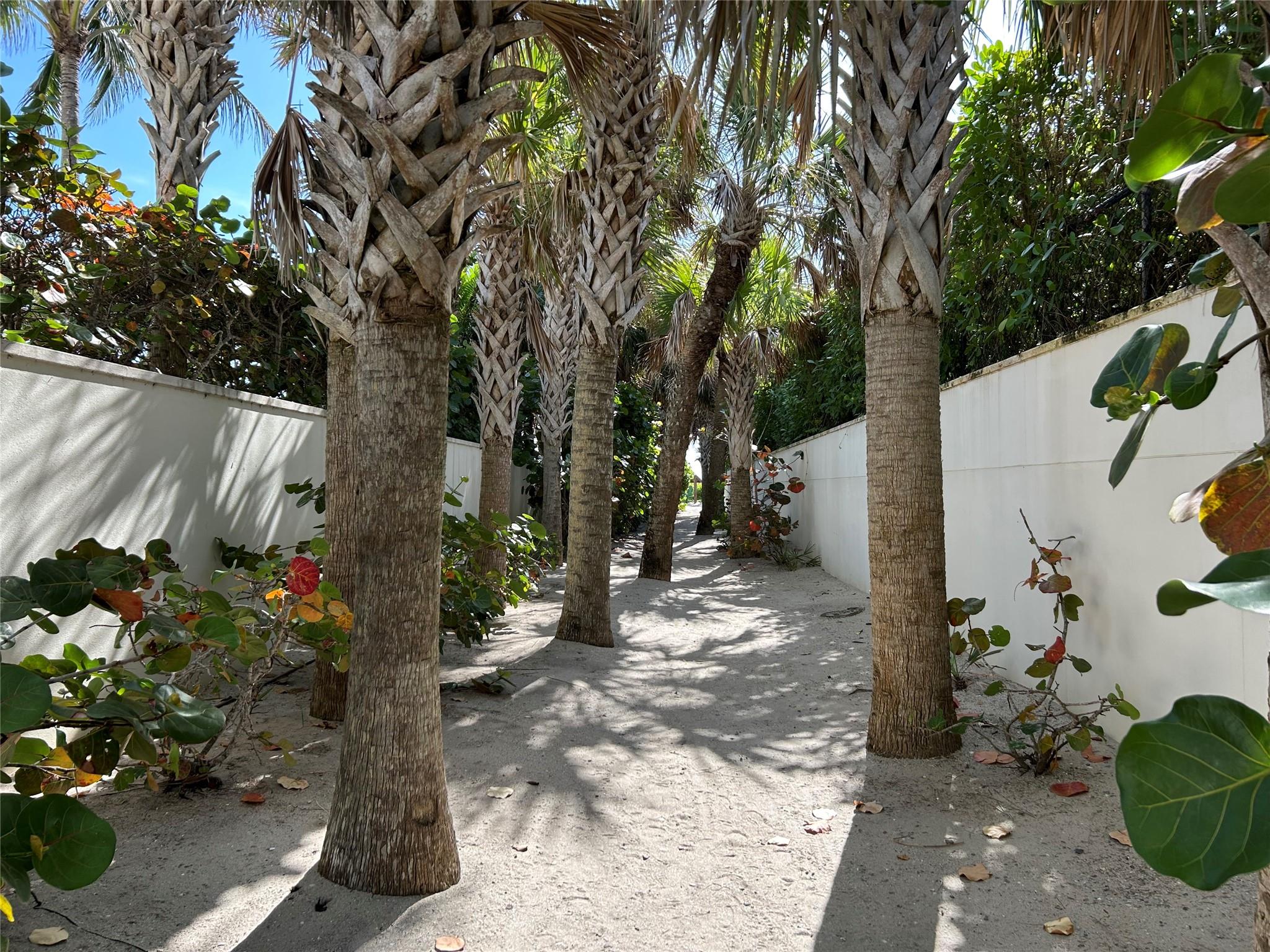 Homes for sale in Vero Beach, FL | 1485 Pelican Ln, Vero Beach, FL 32963 | MLS# F10488414