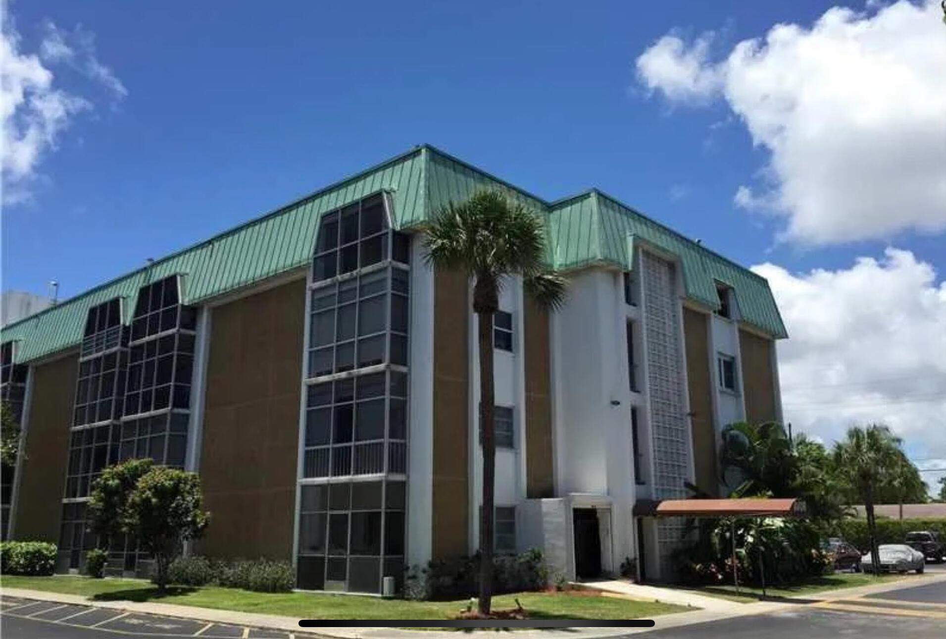 Homes for sale in Oakland Park, FL | 3040 Ne 16Th Avenue, Oakland Park, FL 33334 | MLS# R11065138