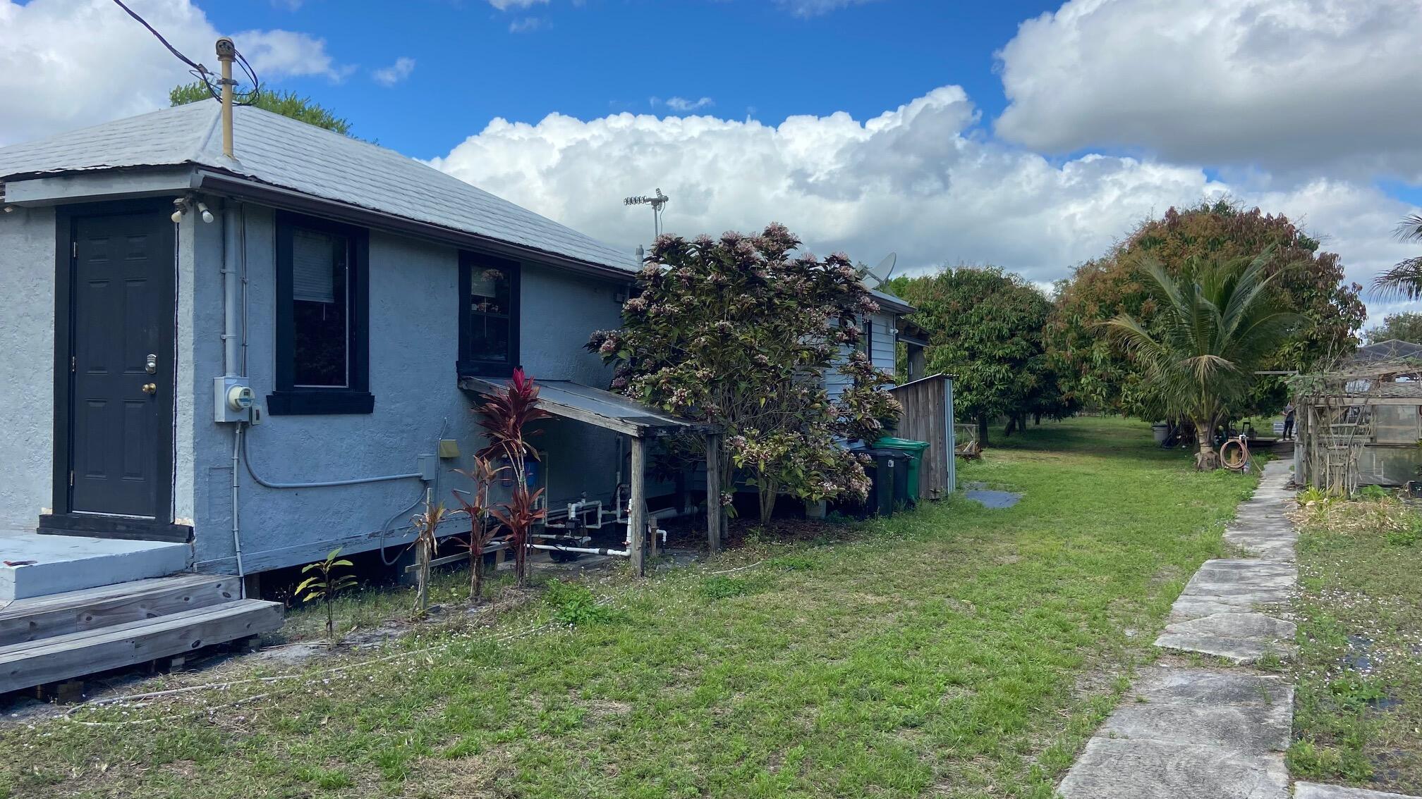 Homes for sale in Fort Pierce, FL | 9570 Orange Avenue, Fort Pierce, FL 34945 | MLS# R11065446