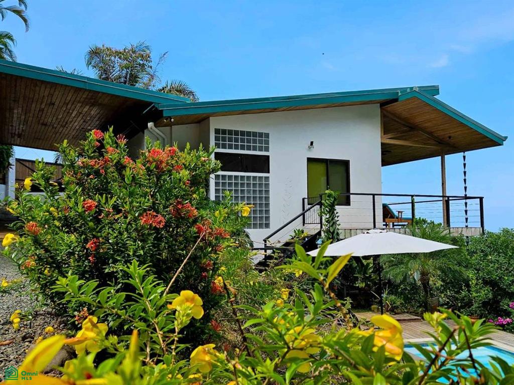 3 bed Single Family Homes For Sale in , Puntarenas - 1