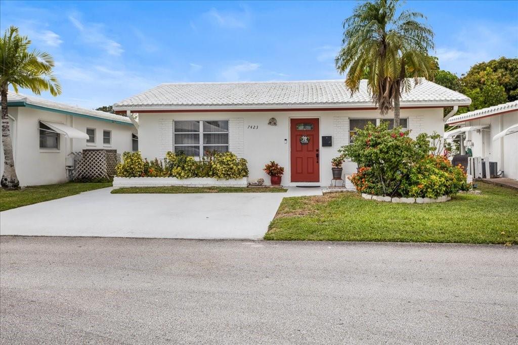 7423 Nw 72nd Ave Tamarac FL 33321 | F10488985