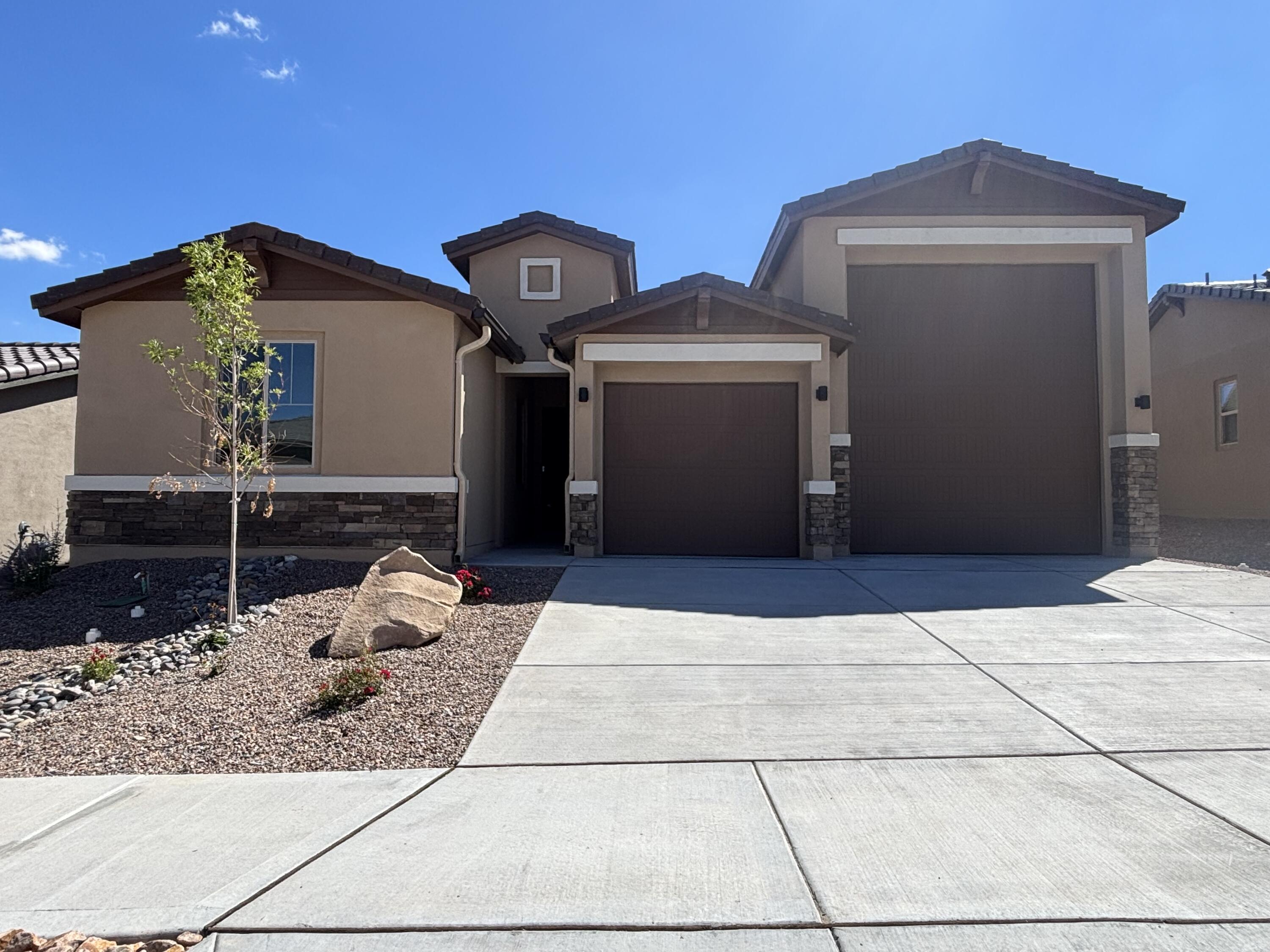 Homes for sale in Rio Rancho, NM | 3093 Wolf Tail Loop Ne, Rio Rancho, NM 87144 | MLS# 1078861