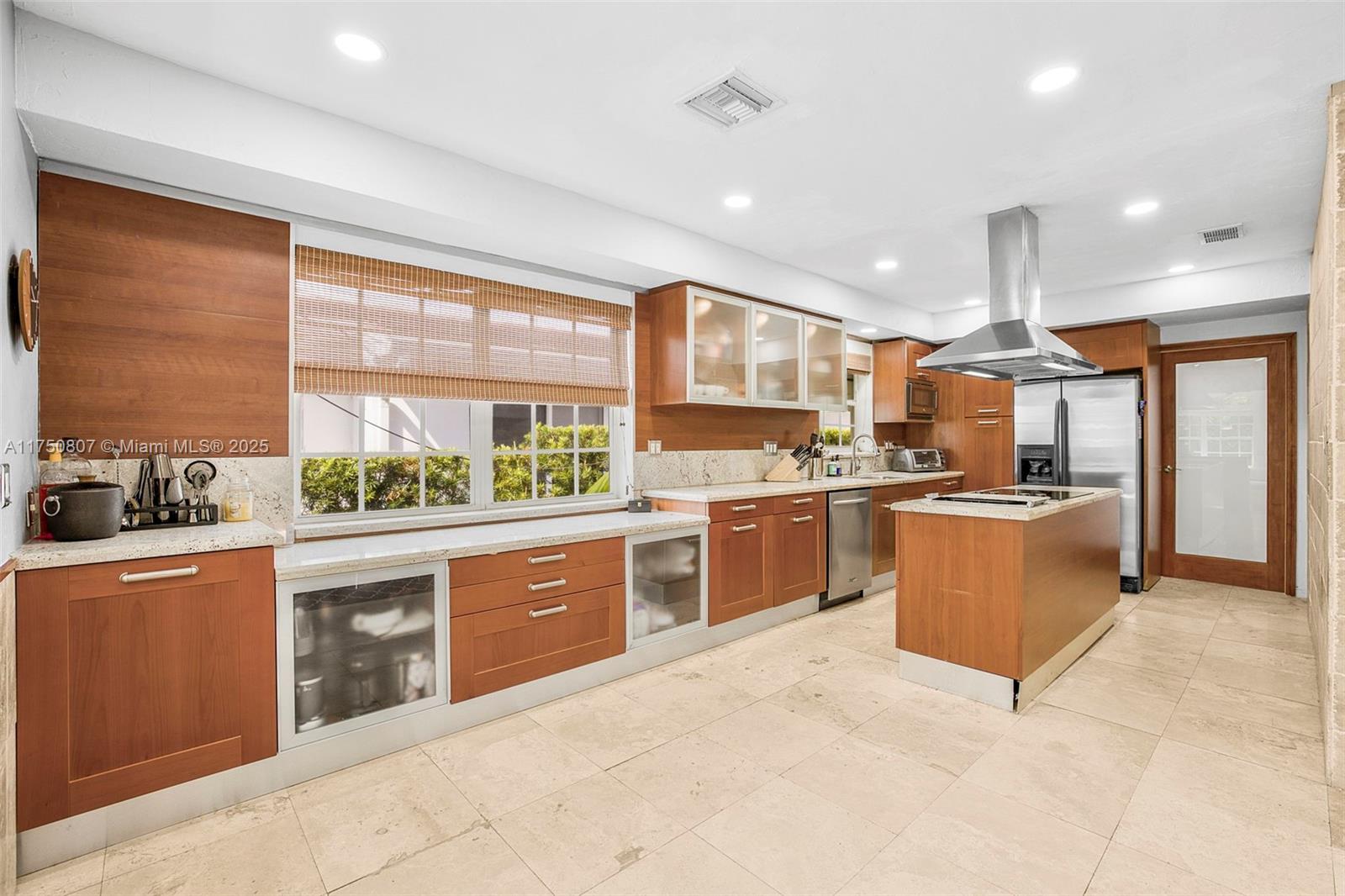 1556 Palermo Ave, Coral Gables FL 33134
