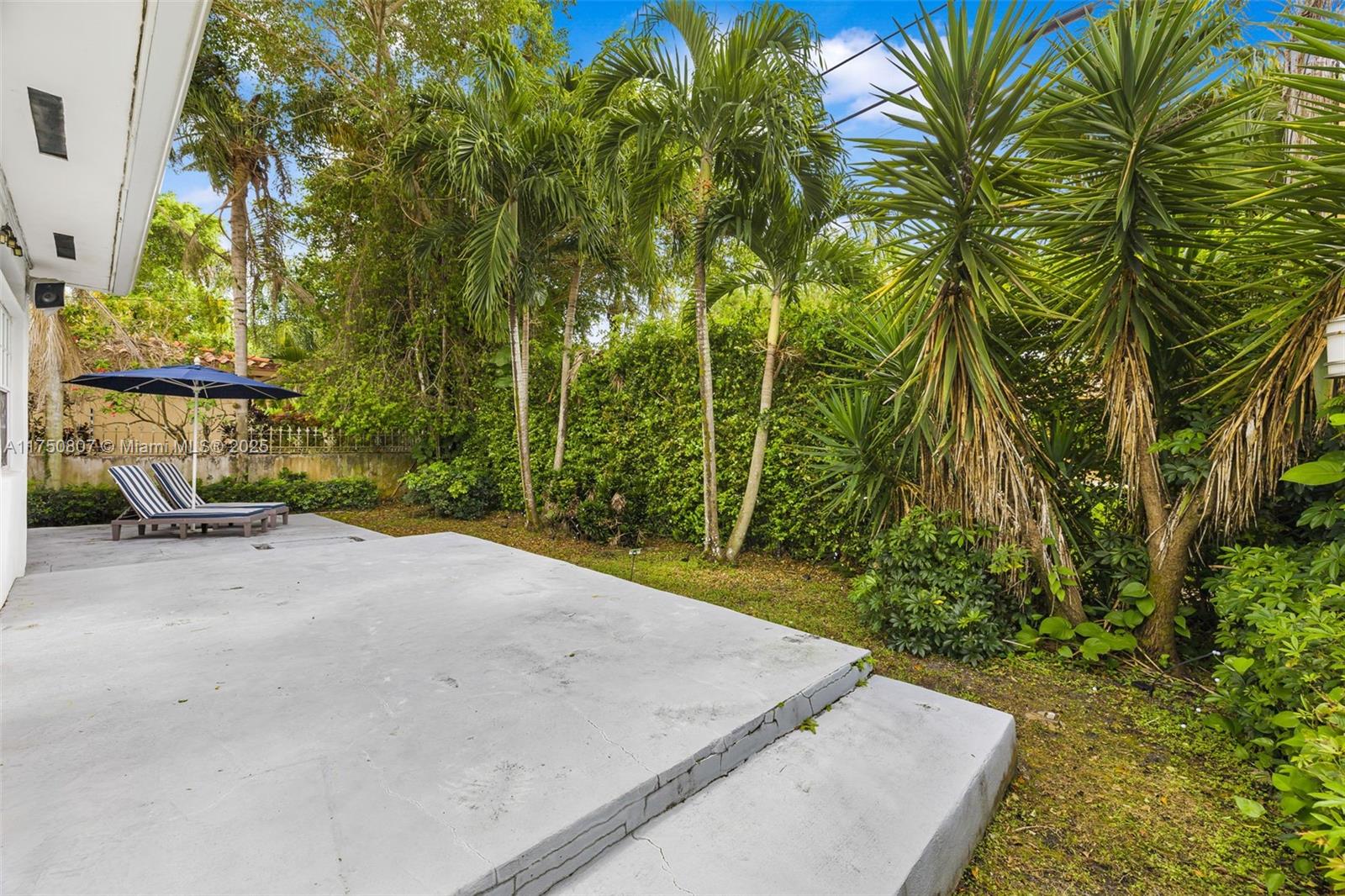 1556 Palermo Ave, Coral Gables FL 33134