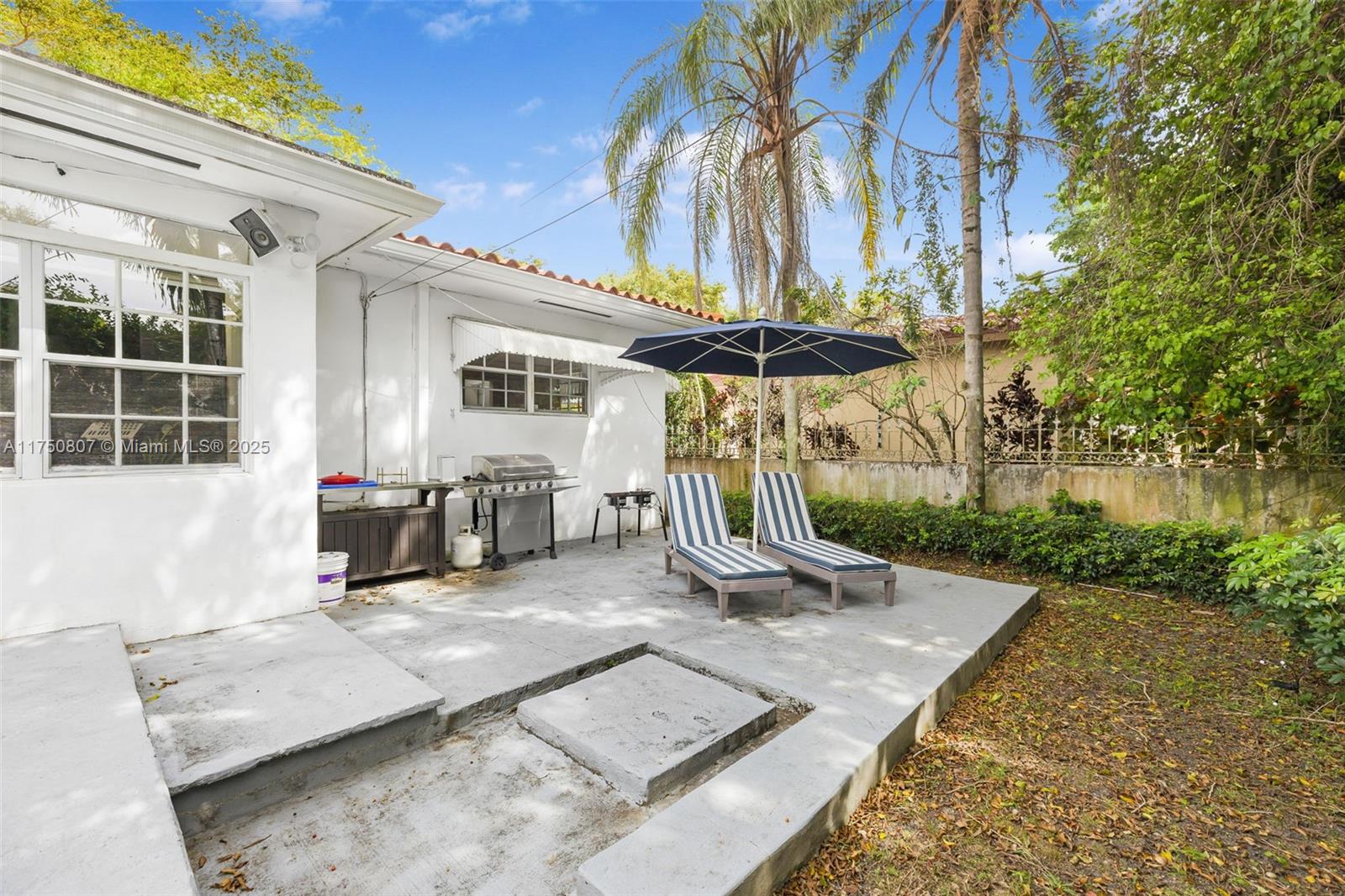 1556 Palermo Ave, Coral Gables FL 33134