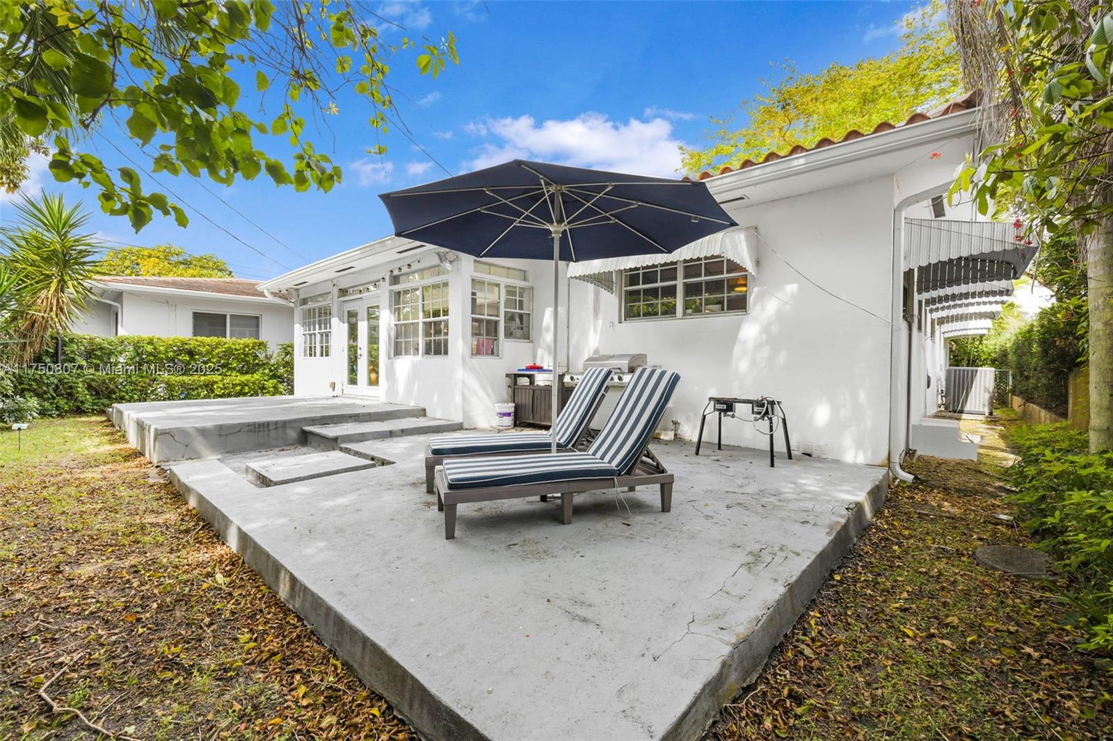 1556 Palermo Ave, Coral Gables FL 33134
