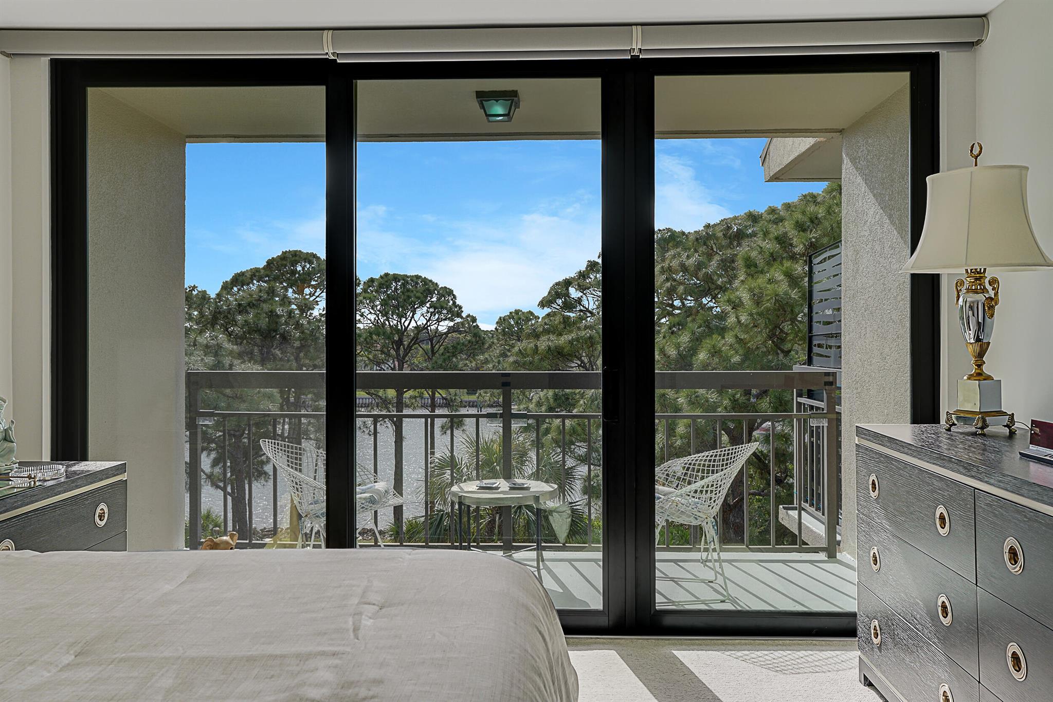 Image to showcase the property located at 2101 Marina Isle Way 503