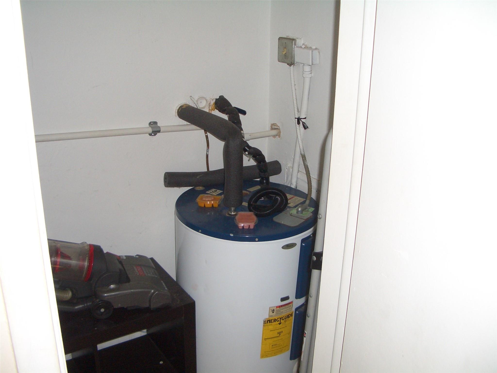 Homes for sale in Lighthouse Point, FL | 2737 Ne 28Th St #7W, Lighthouse Point, FL 33064 | MLS# F10488166