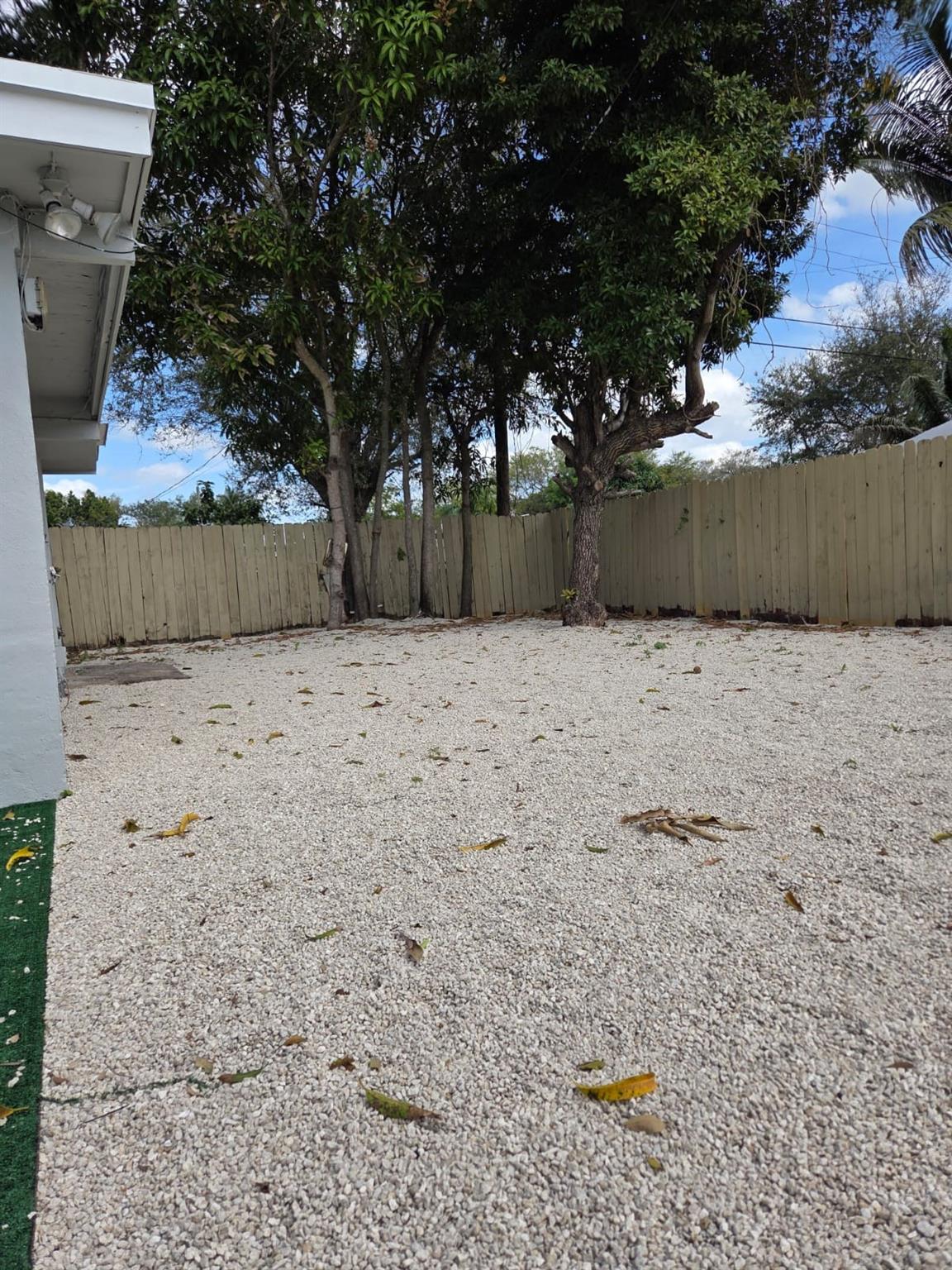 Homes for sale in West Park, FL | 31 Edmund Rd, West Park, FL 33023 | MLS# F10489180