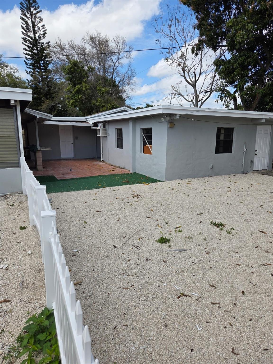 Homes for sale in West Park, FL | 31 Edmund Rd, West Park, FL 33023 | MLS# F10489180