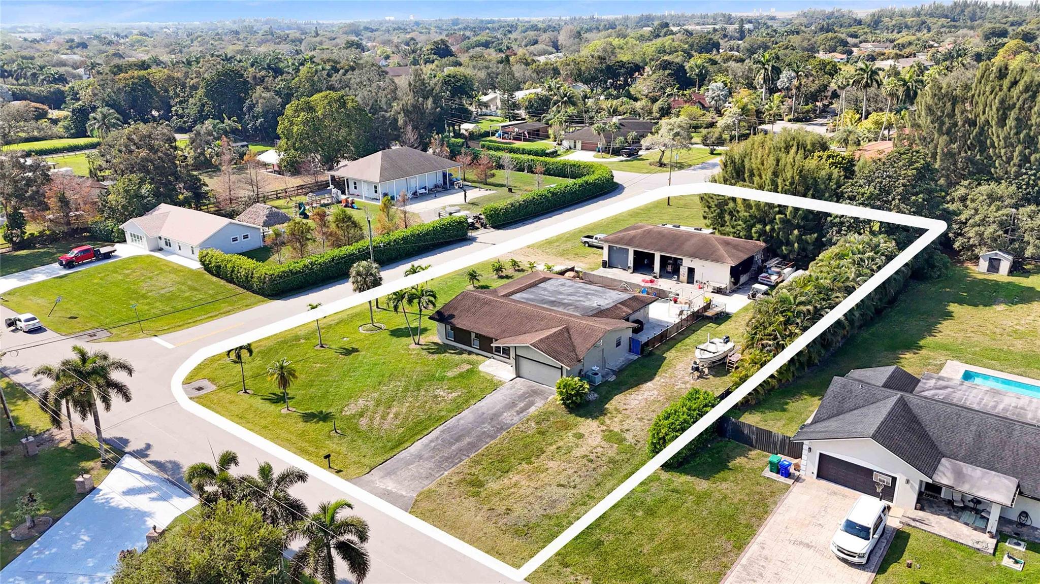 Homes for sale in Southwest Ranches, FL | 4841 Sw 201st Ter, Southwest Ranches, FL 33332 | MLS# F10489297