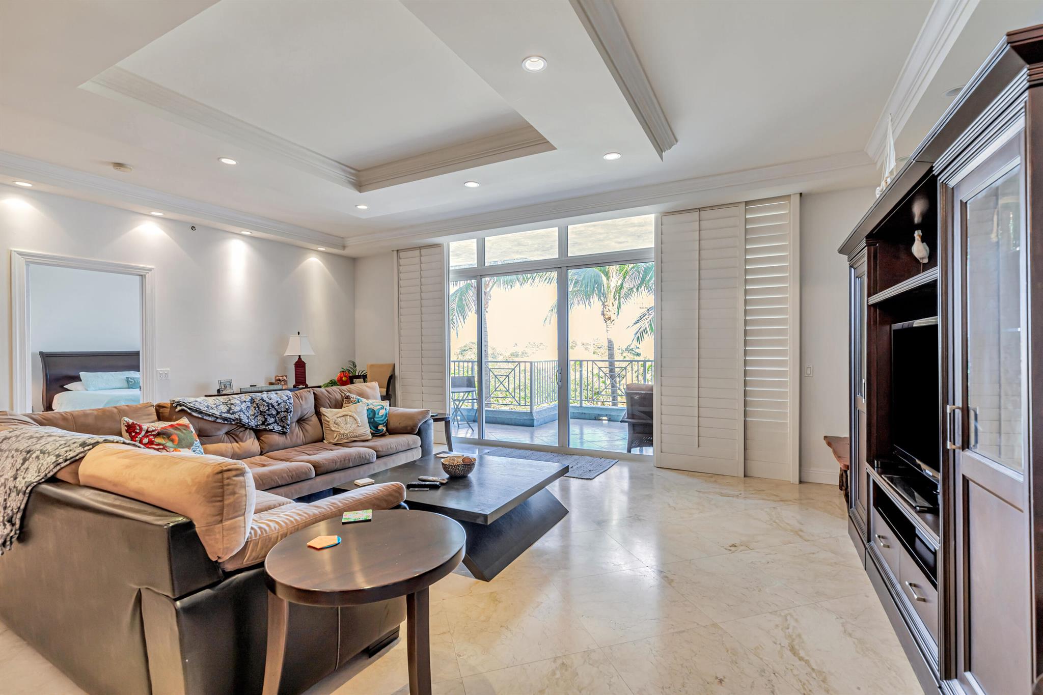 Orchid Beach Condo,deerfi