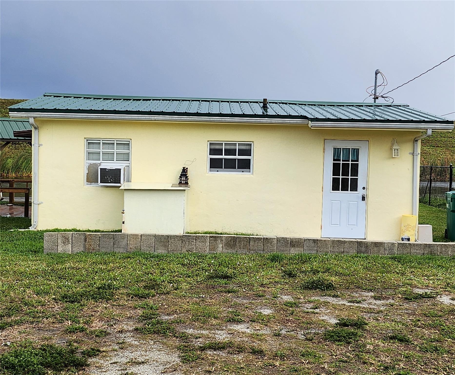 Homes for sale in Okeechobee, FL | 928 Us Hwy 441, Okeechobee, FL 34974 | MLS# F10489546