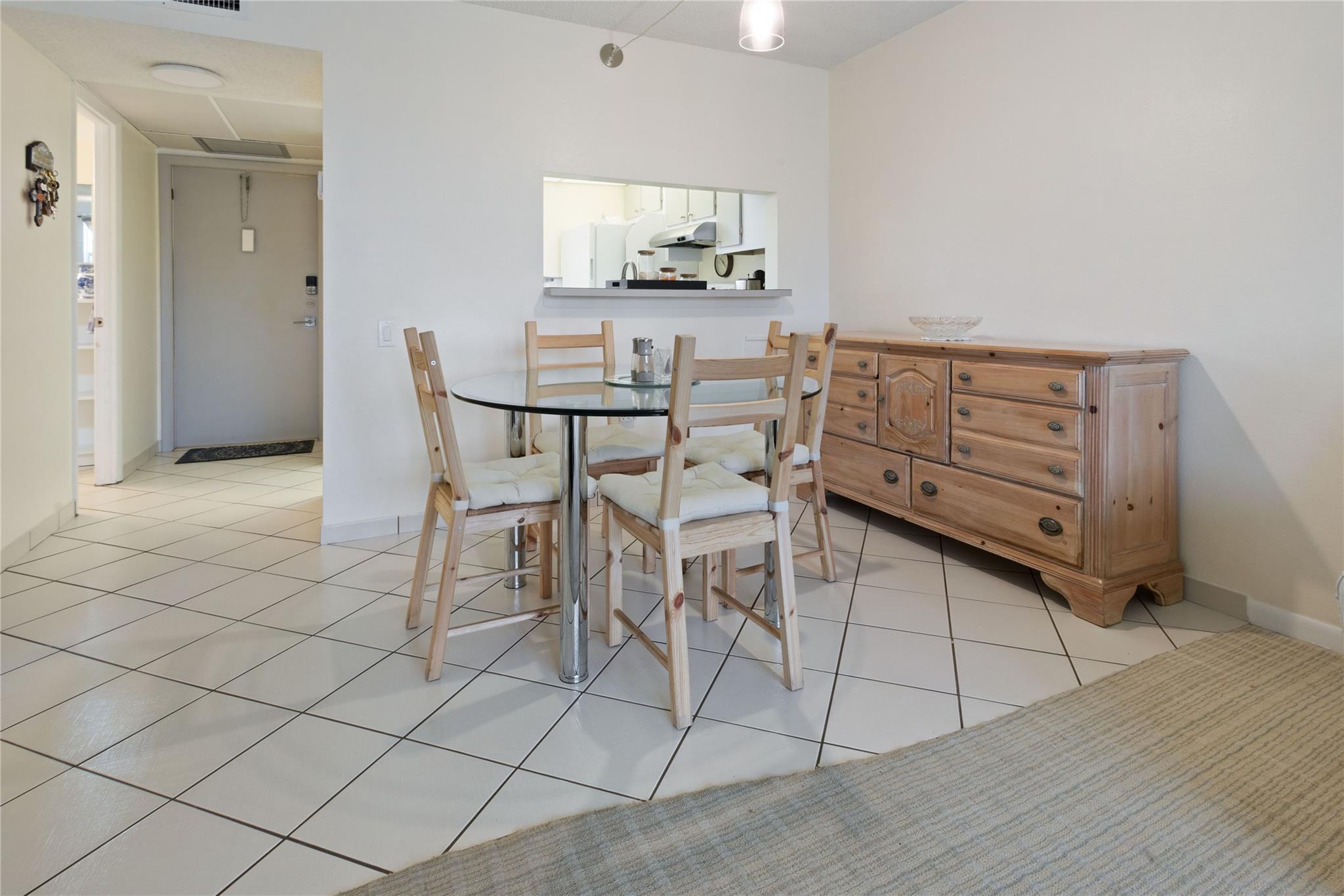 Homes for sale in Tamarac, FL | 9400 Lime Bay Blvd #214, Tamarac, FL 33321 | MLS# F10489397