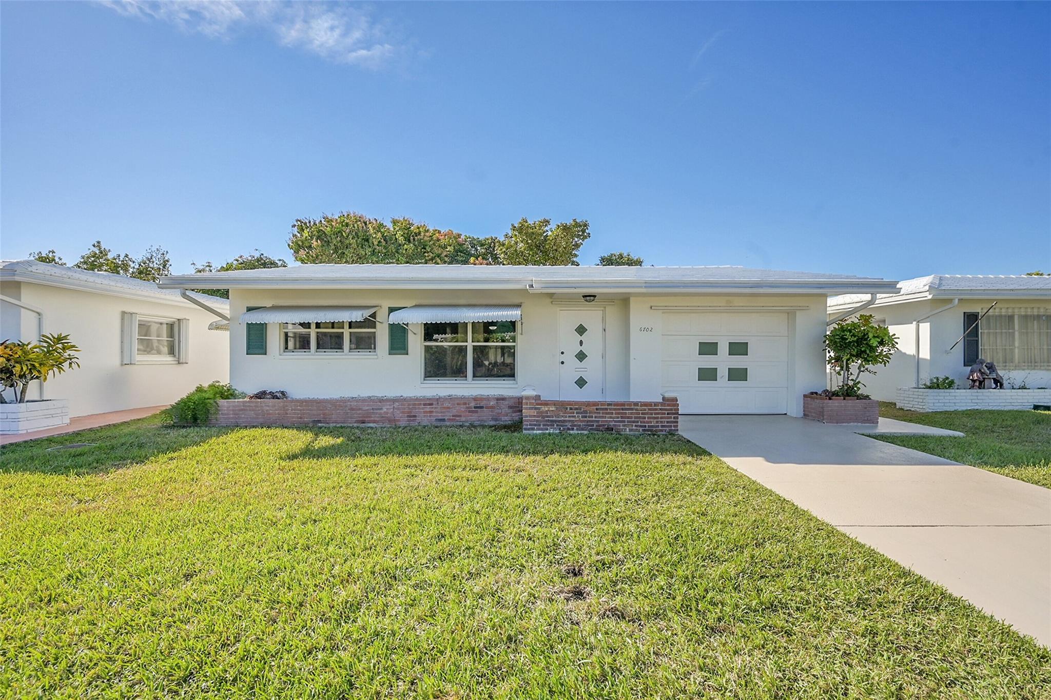 Single Family home with one  car garare
