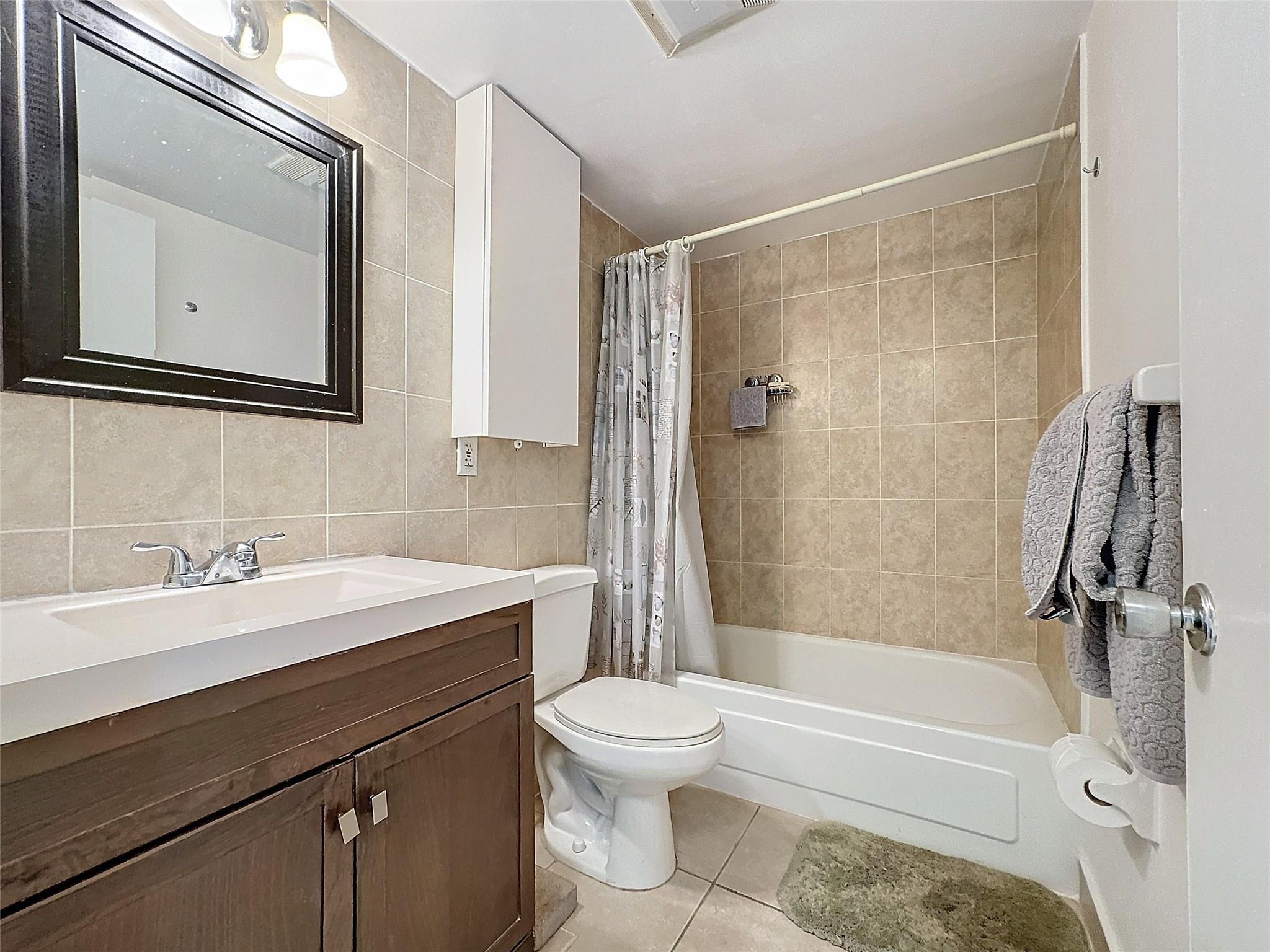 Homes for sale in Pompano Beach, FL | 3200 Ne 7th Ct #107c, Pompano Beach, FL 33062 | MLS# F10489820