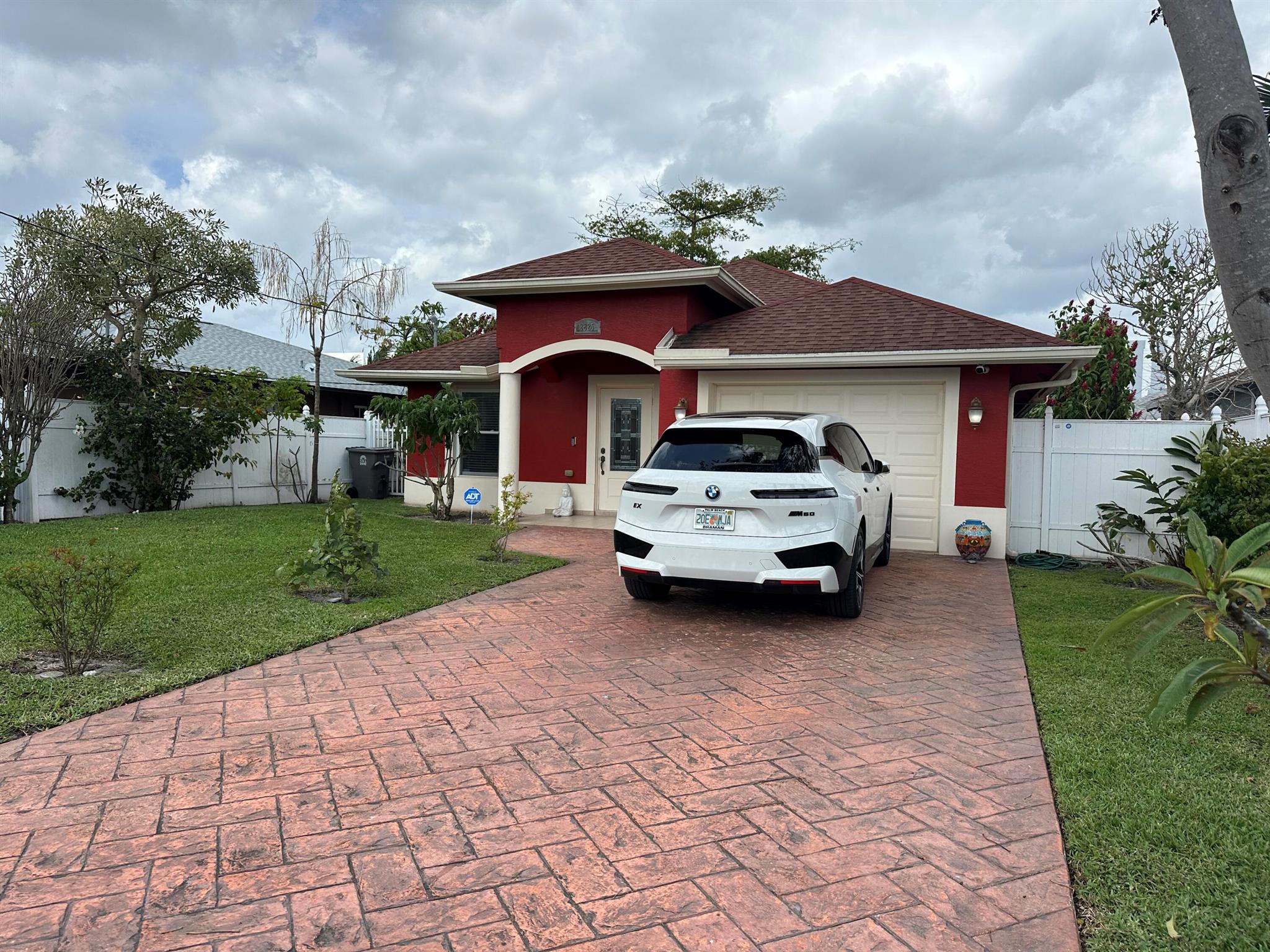 Homes for sale in West Palm Beach, FL | 2825 Alabama Street, West Palm Beach, FL 33406 | MLS# R11067325