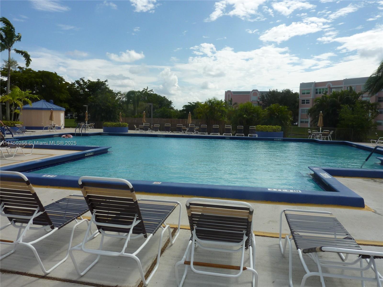 Homes for sale in Sunrise, FL | 10123 Sunrise Lakes Blvd #104, Sunrise, FL 33322 | MLS# A11750256