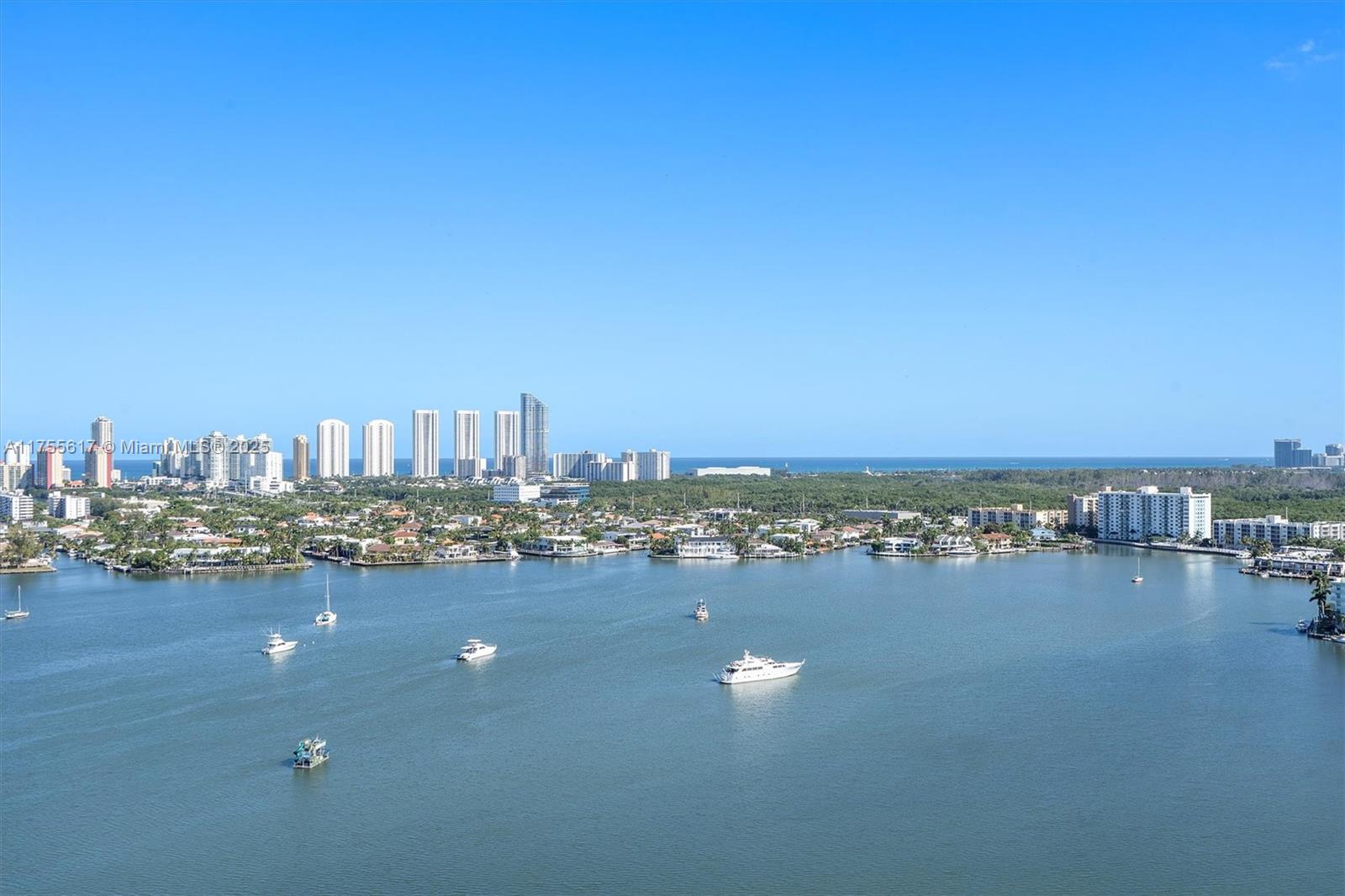 Apartamento en Venta en North Miami Beach, FL