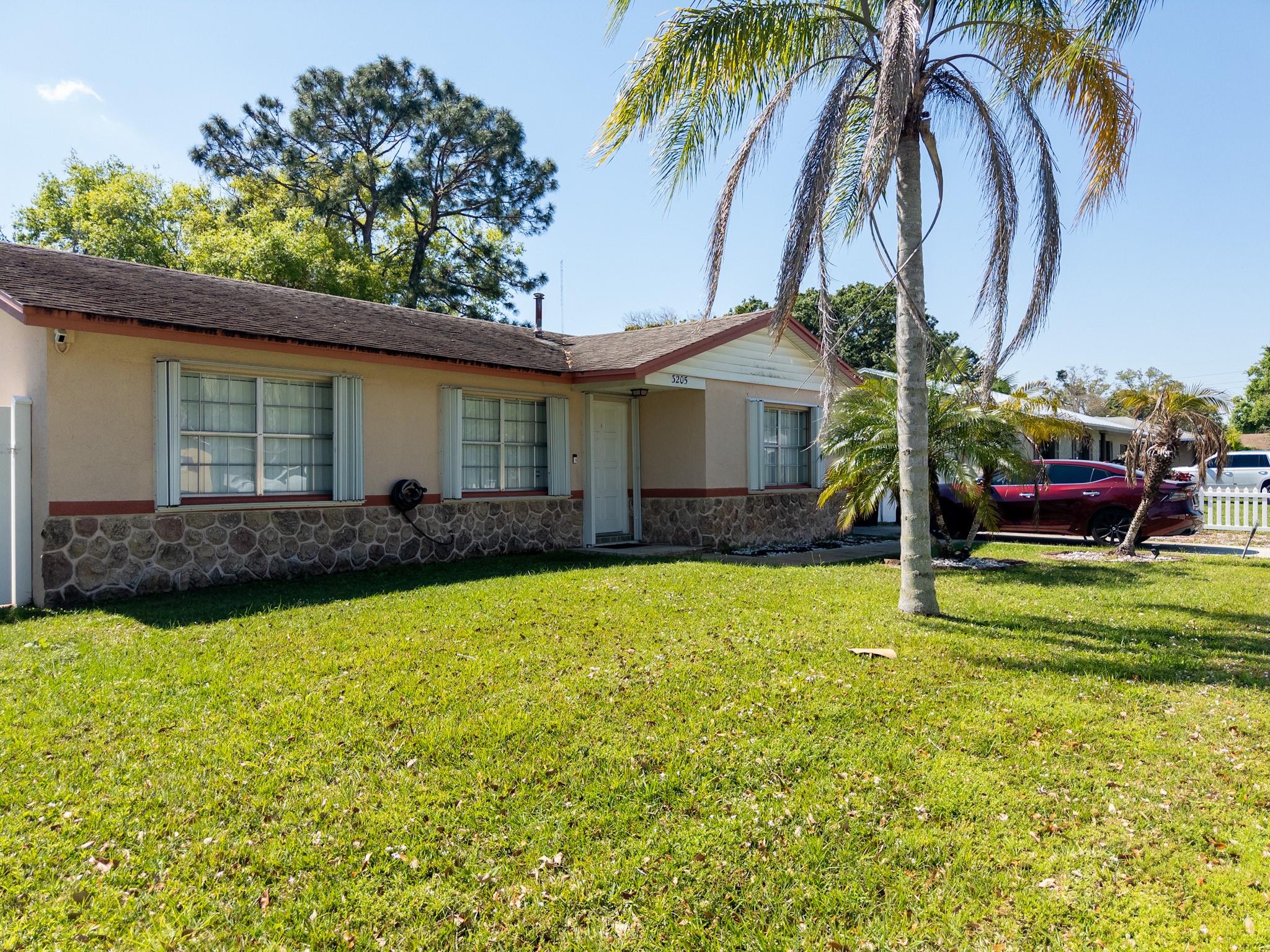 Homes for sale in Fort Pierce, FL | 3205 Hibiscus, Fort Pierce, FL 34947 | MLS# F10489614