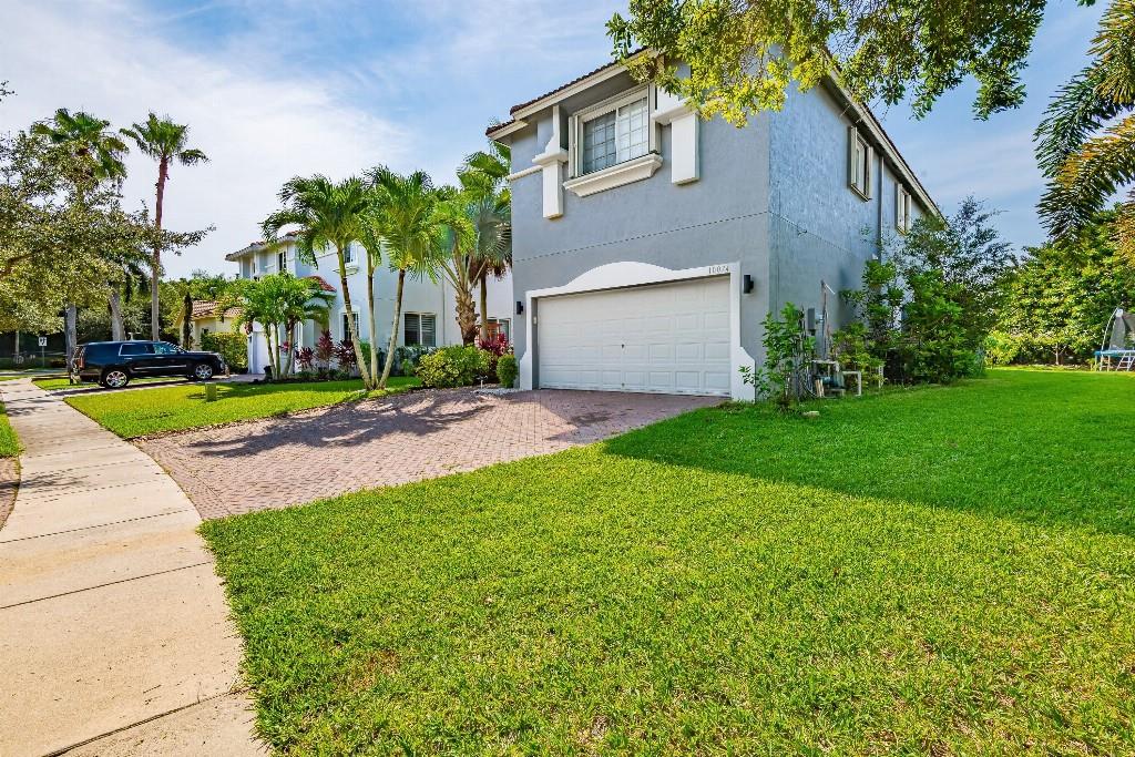 10074 Boca Vista Dr Boca Raton FL 33498 | F10489781