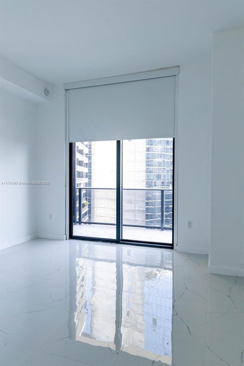 45 SW 9th St #4703, Miami FL 33130
