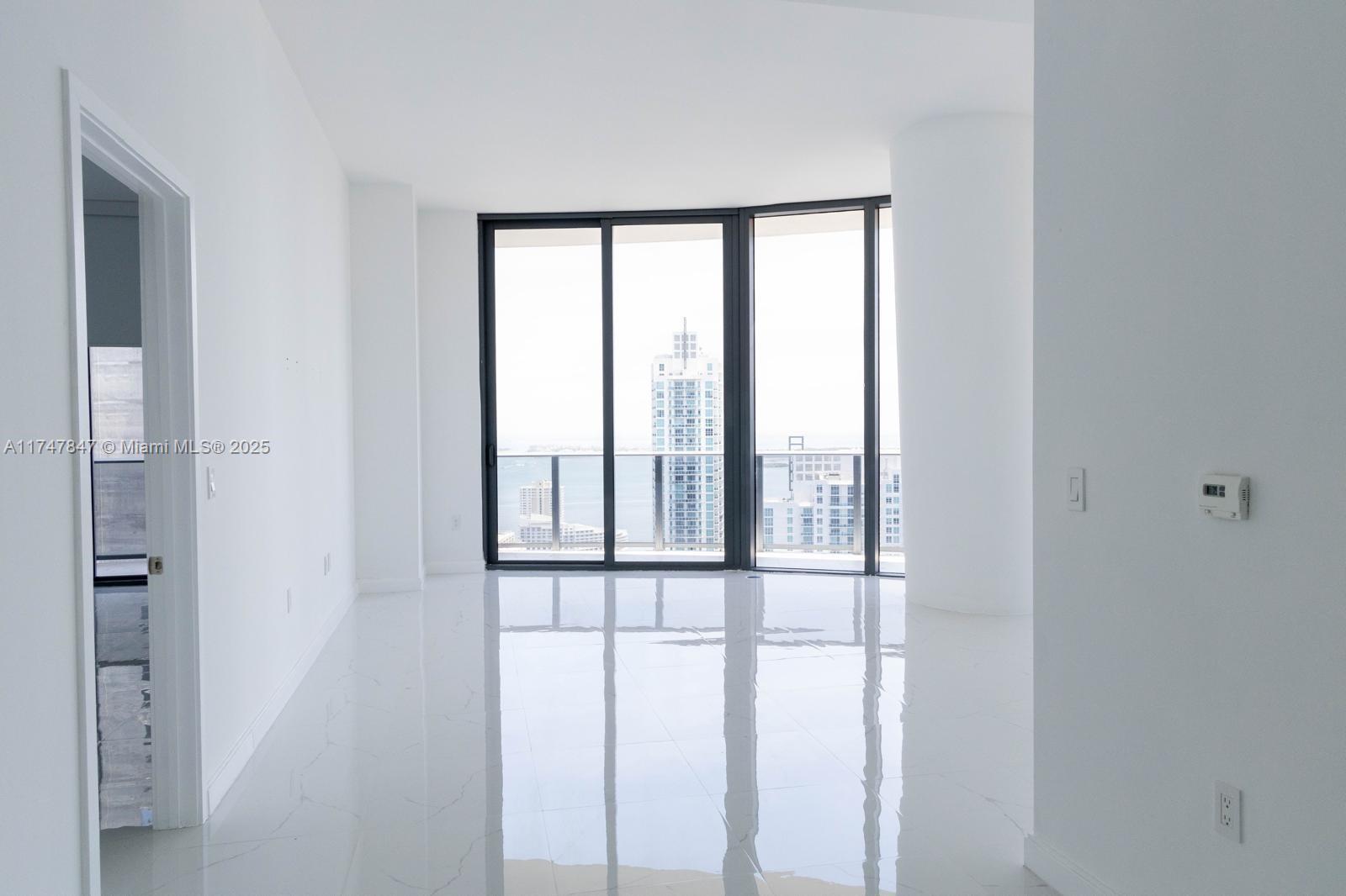 45 SW 9th St #4703, Miami FL 33130