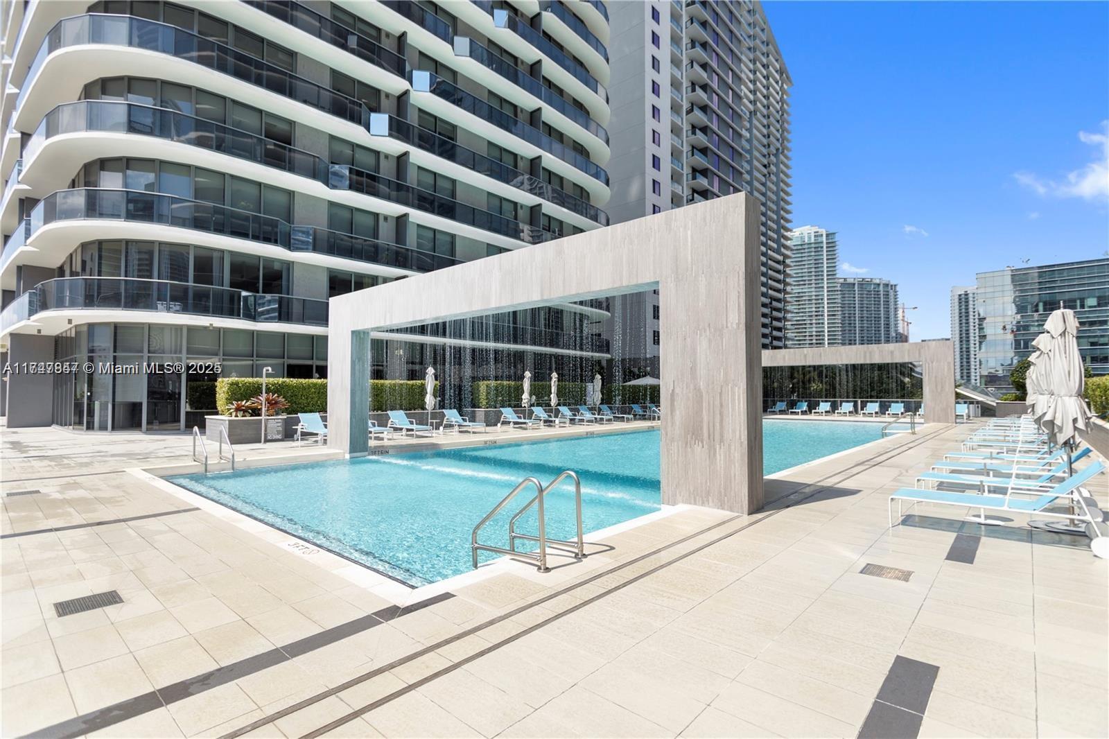 45 SW 9th St #4703, Miami FL 33130