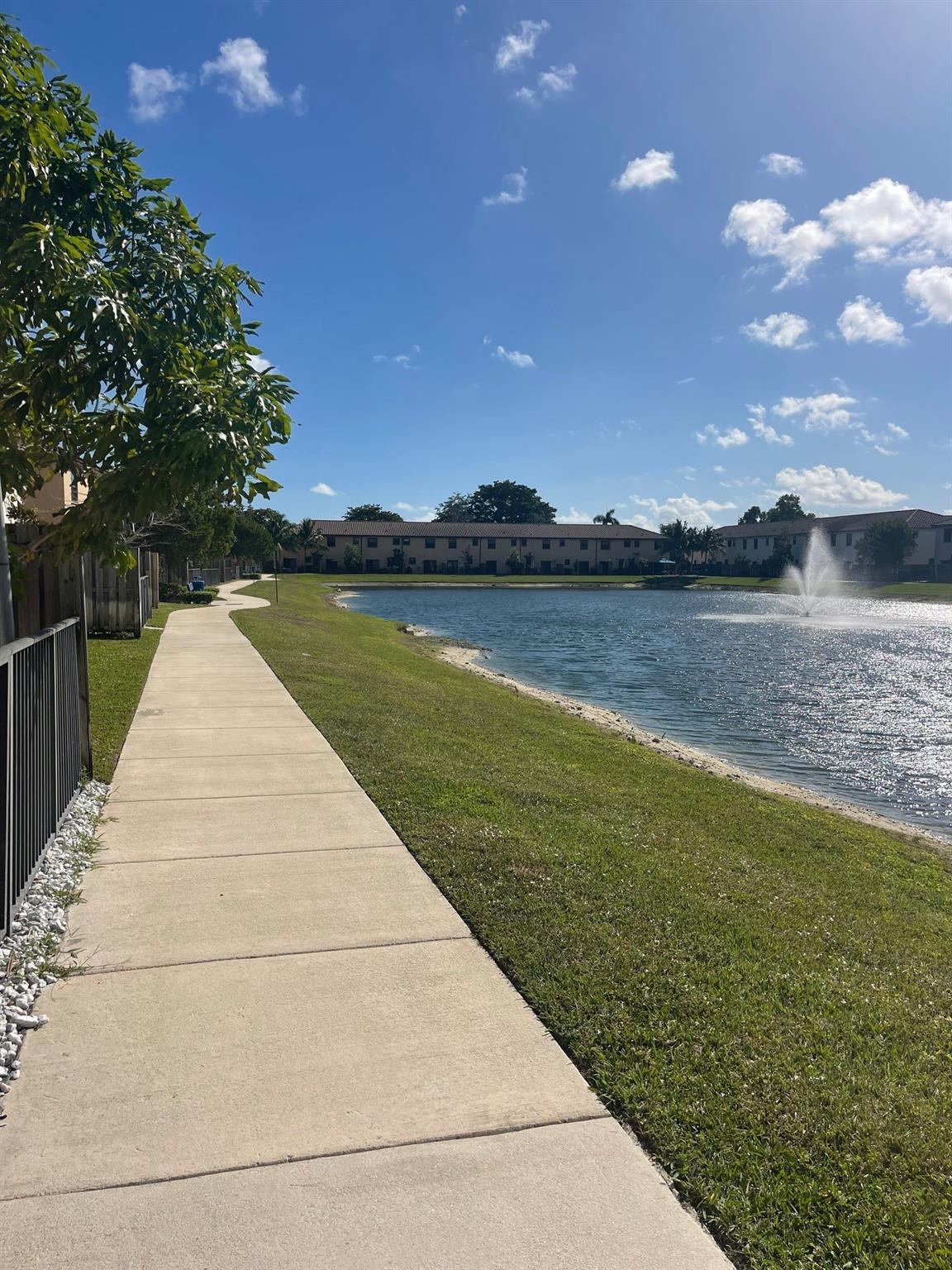 Homes for sale in Margate, FL | 5454 Nw 27 St #5454, Margate, FL 33063 | MLS# F10490202