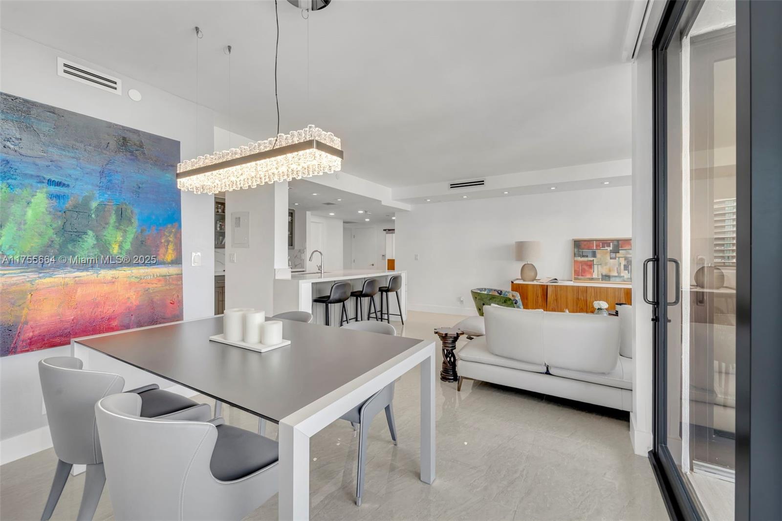 1581 Brickell Ave #1007, Miami FL 33129