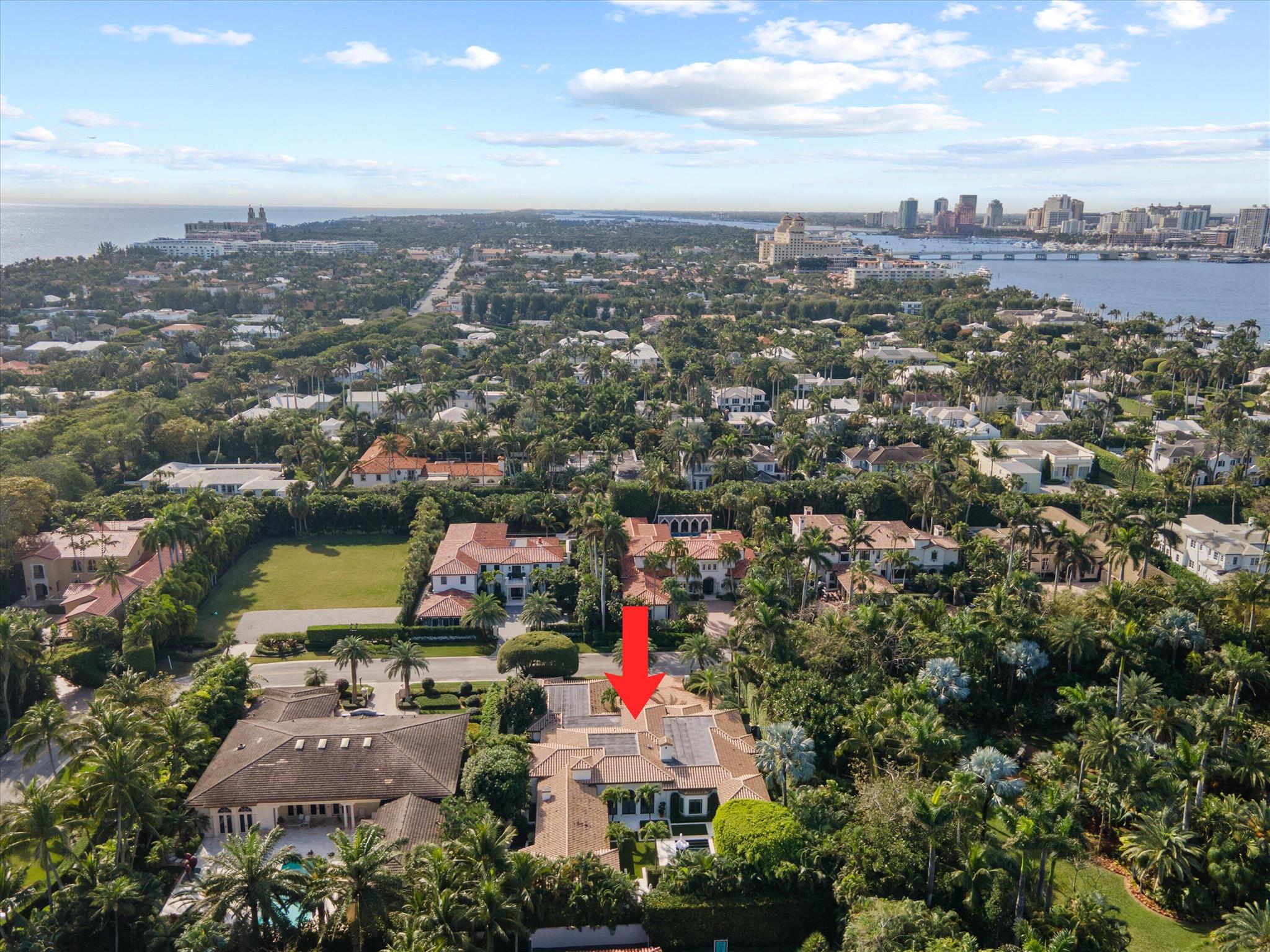 Homes for sale in Palm Beach, FL | 231 Via Las Brisas, Palm Beach, FL 33480 | MLS# R11067949