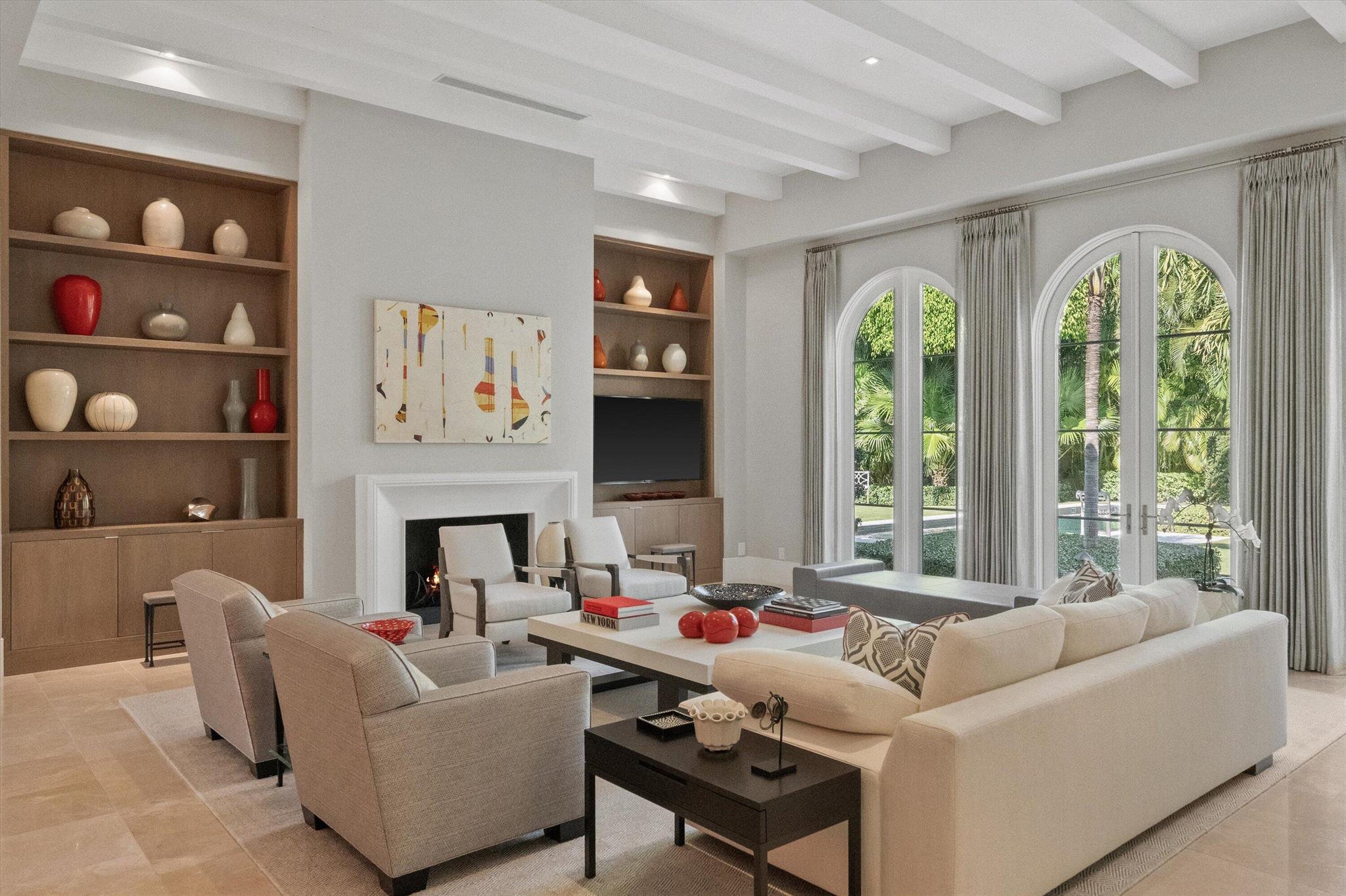 Homes for sale in Palm Beach, FL | 231 Via Las Brisas, Palm Beach, FL 33480 | MLS# R11067949