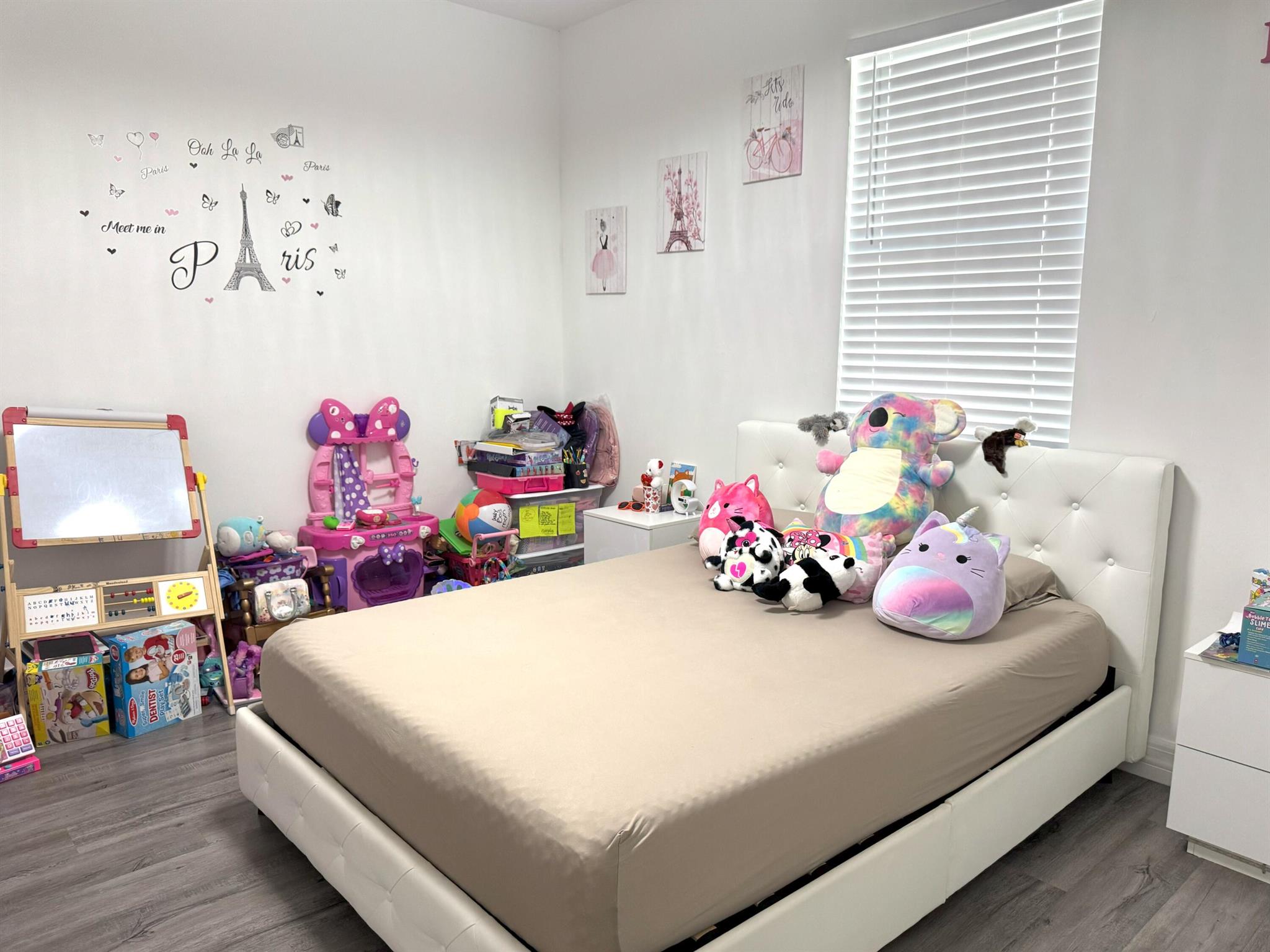 Homes for sale in Labelle, FL | 1086 W Leader Court, Labelle, FL 33935 | MLS# R11068026