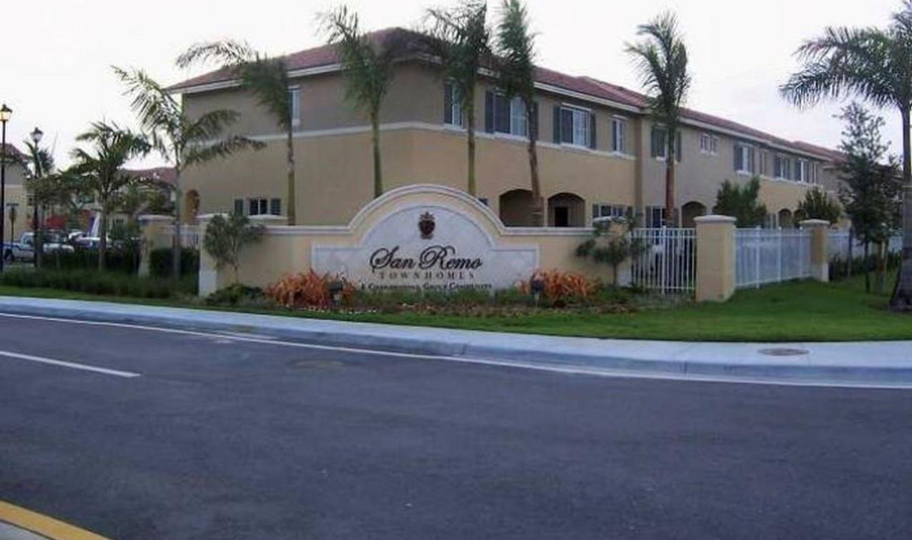 Homes for sale in North Lauderdale, FL | 6050 Sw 19th Ct, North Lauderdale, FL 33068 | MLS# F10490447