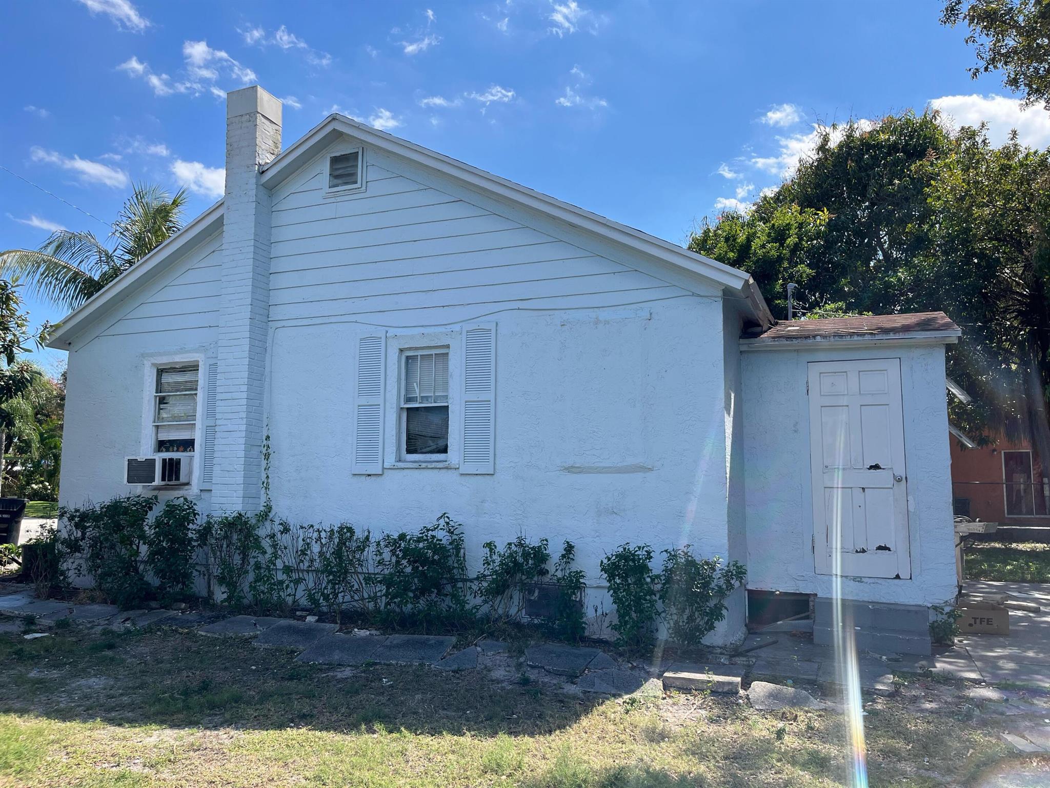 Homes for sale in Lake Worth Beach, FL | 415 N H Street, Lake Worth Beach, FL 33460 | MLS# R11068179