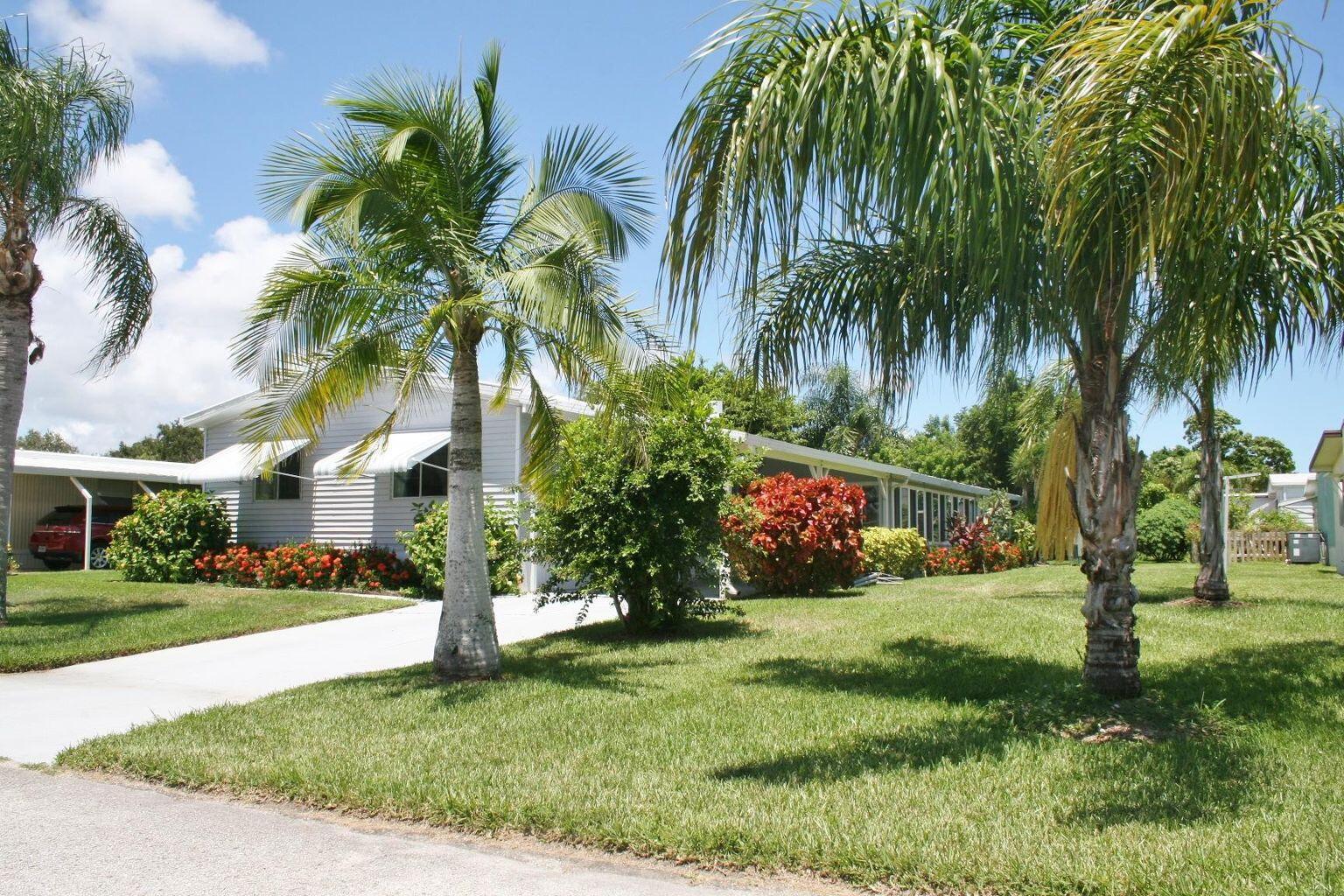 Homes for sale in Hobe Sound, FL | 6985 Se Amendment Street, Hobe Sound, FL 33455 | MLS# R11068198