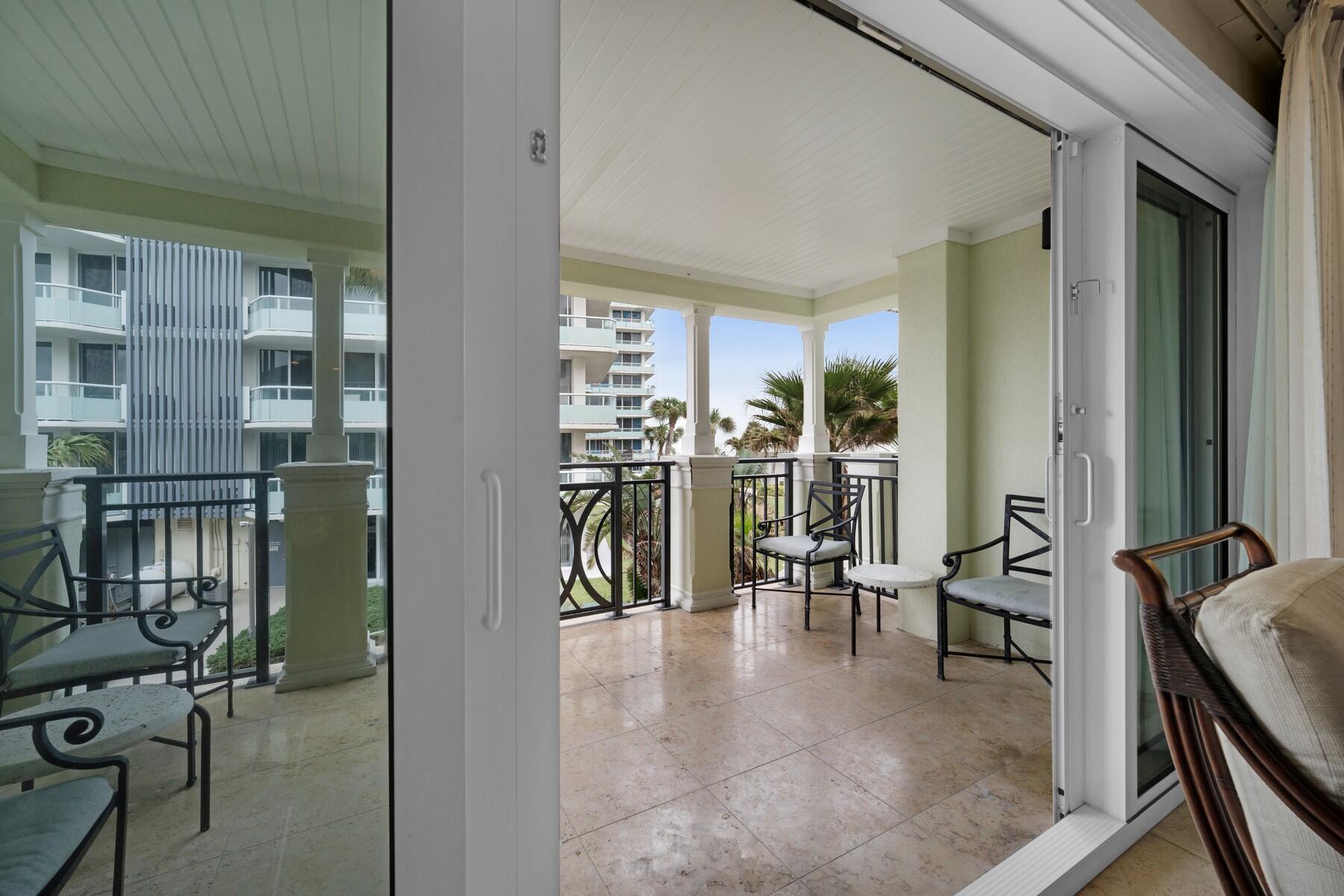 Homes for sale in Vero Beach, FL | 3500 Ocean Dr #326, Vero Beach, FL 32963 | MLS# R11068219