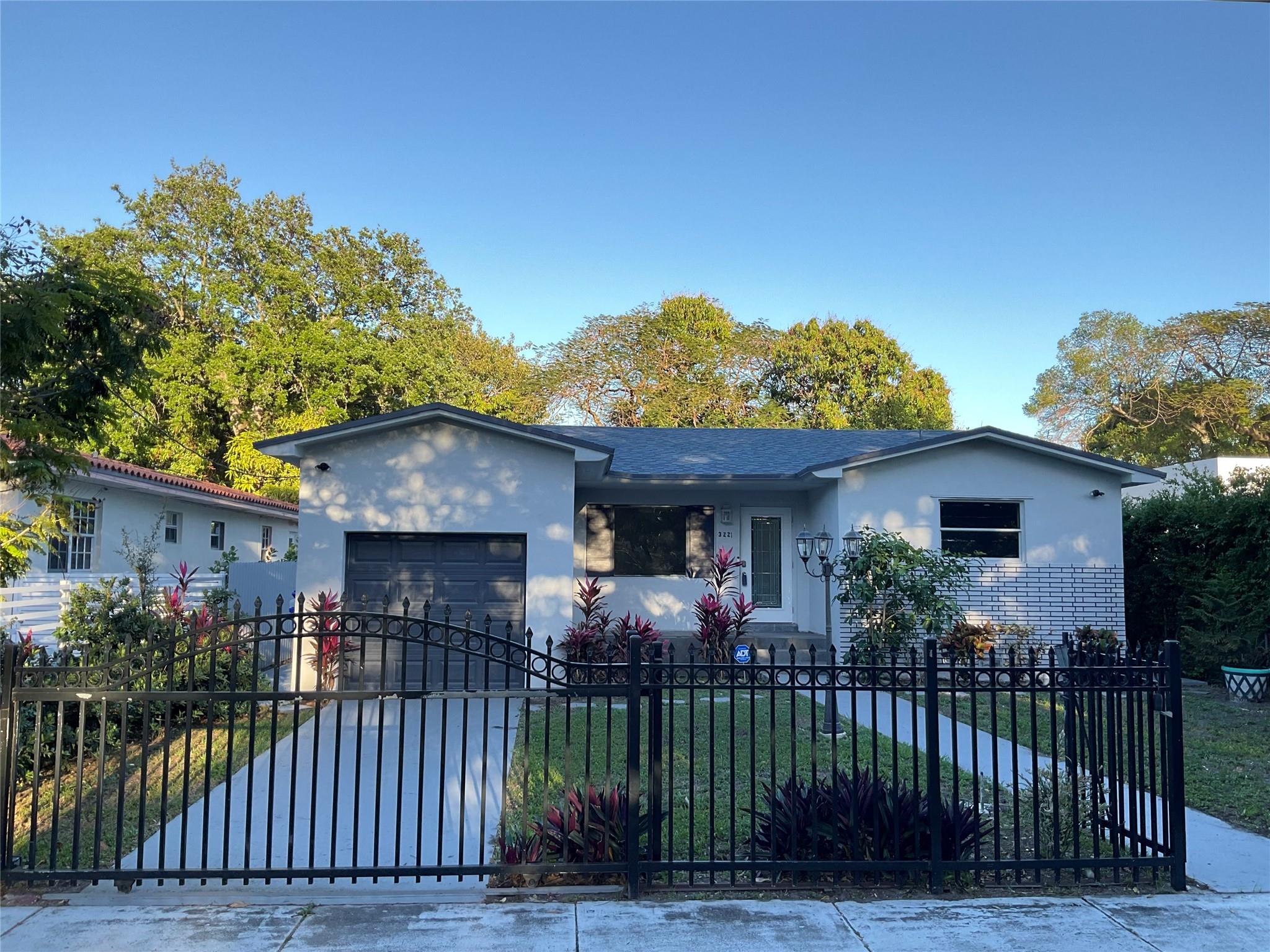 Homes for sale in Miami, FL | 3221 Nw 11th Ct, Miami, FL 33127 | MLS# F10490562