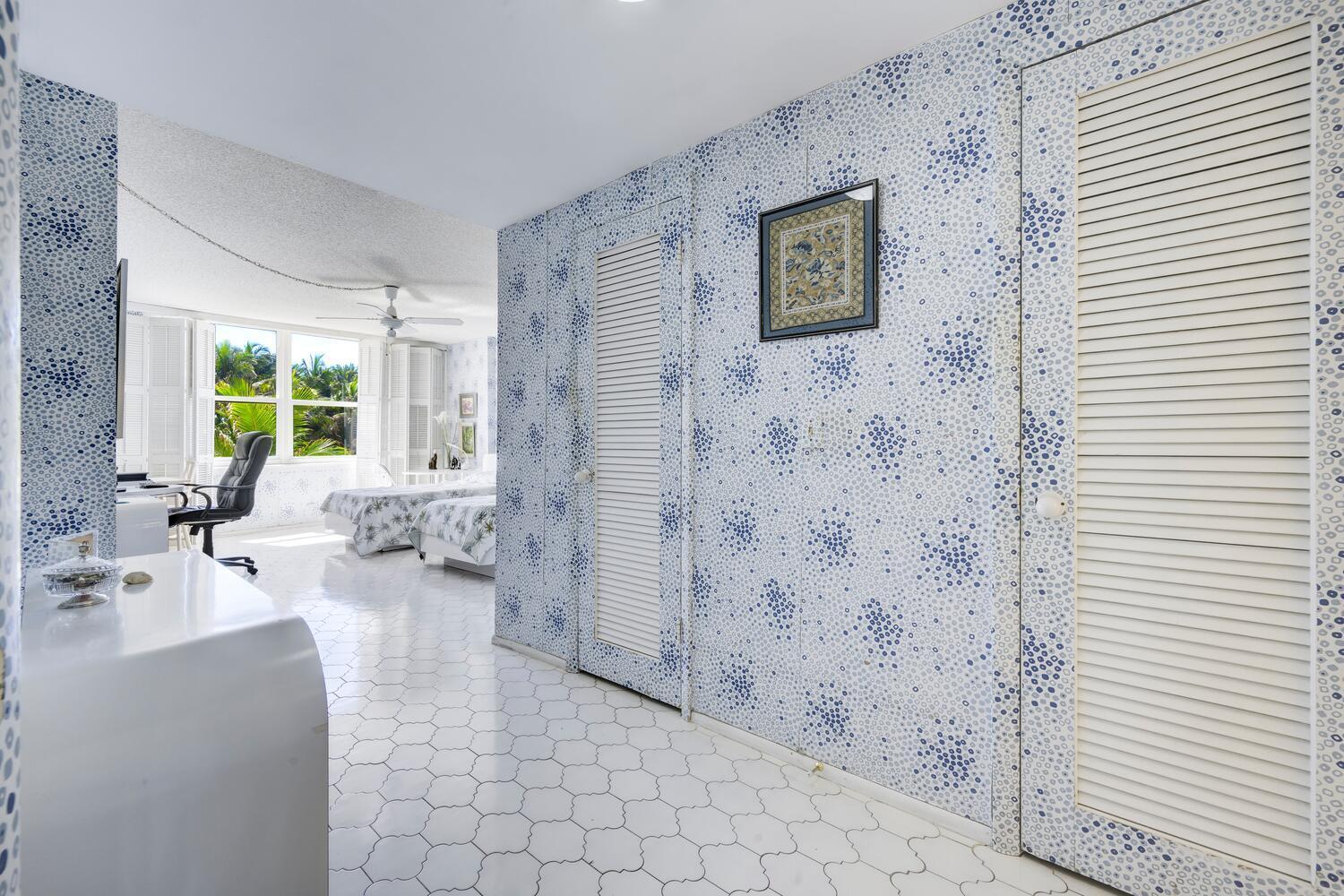 Homes for sale in Palm Beach, FL | 2295 S Ocean Boulevard #404, Palm Beach, FL 33480 | MLS# R11068402