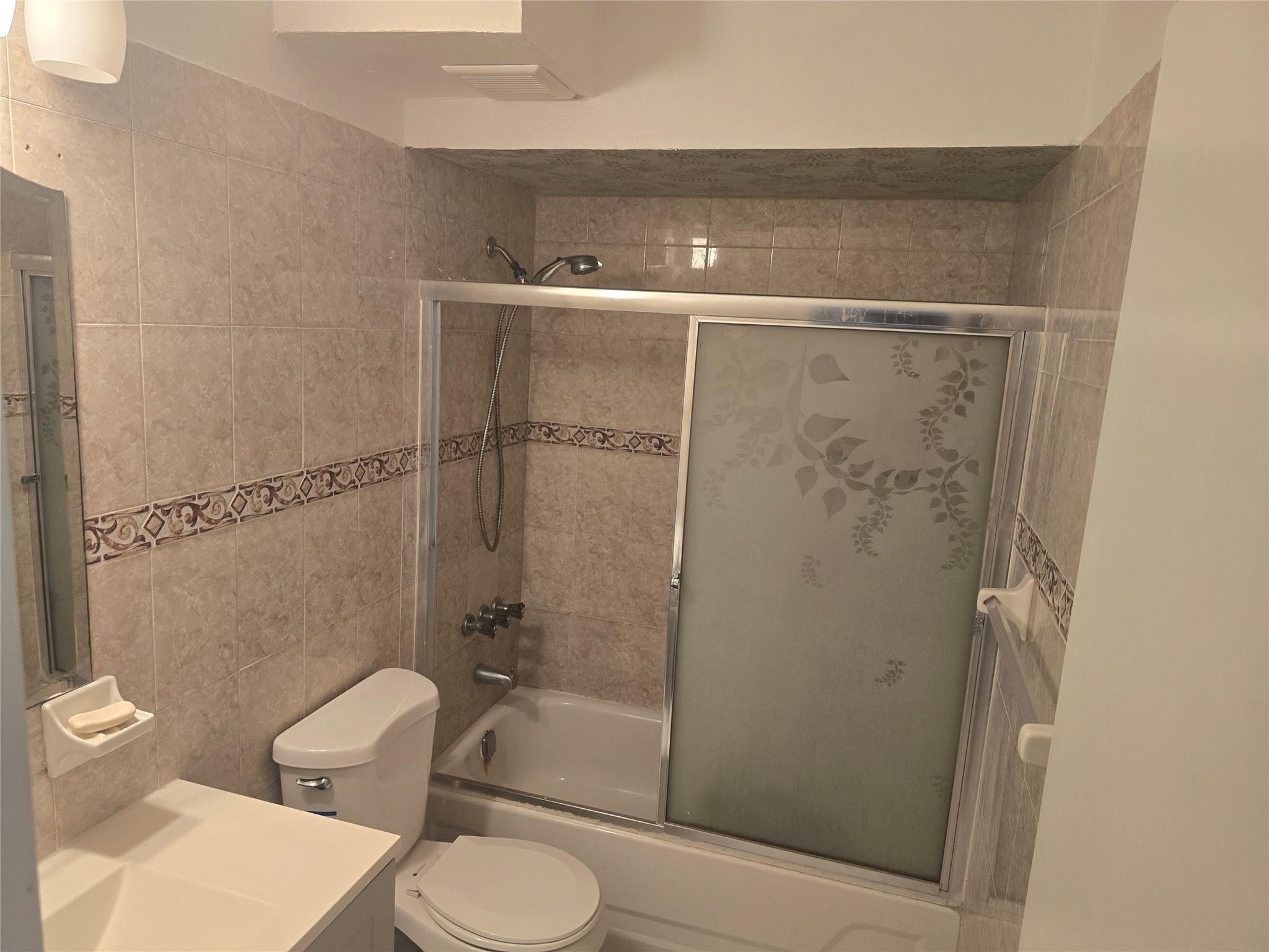 Homes for sale in Lauderdale Lakes, FL | 2800 Somerset Dr #203j, Lauderdale Lakes, FL 33311 | MLS# F10490130