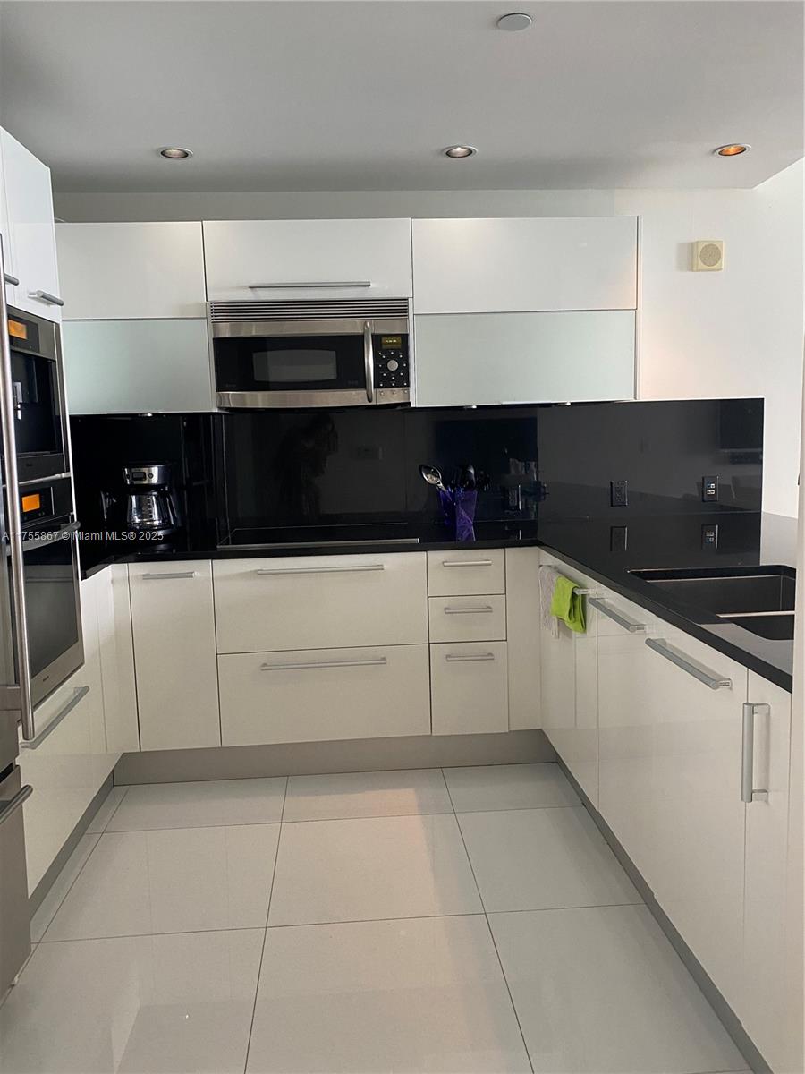 17121 Collins Ave #1906, Sunny Isles Beach FL 33160