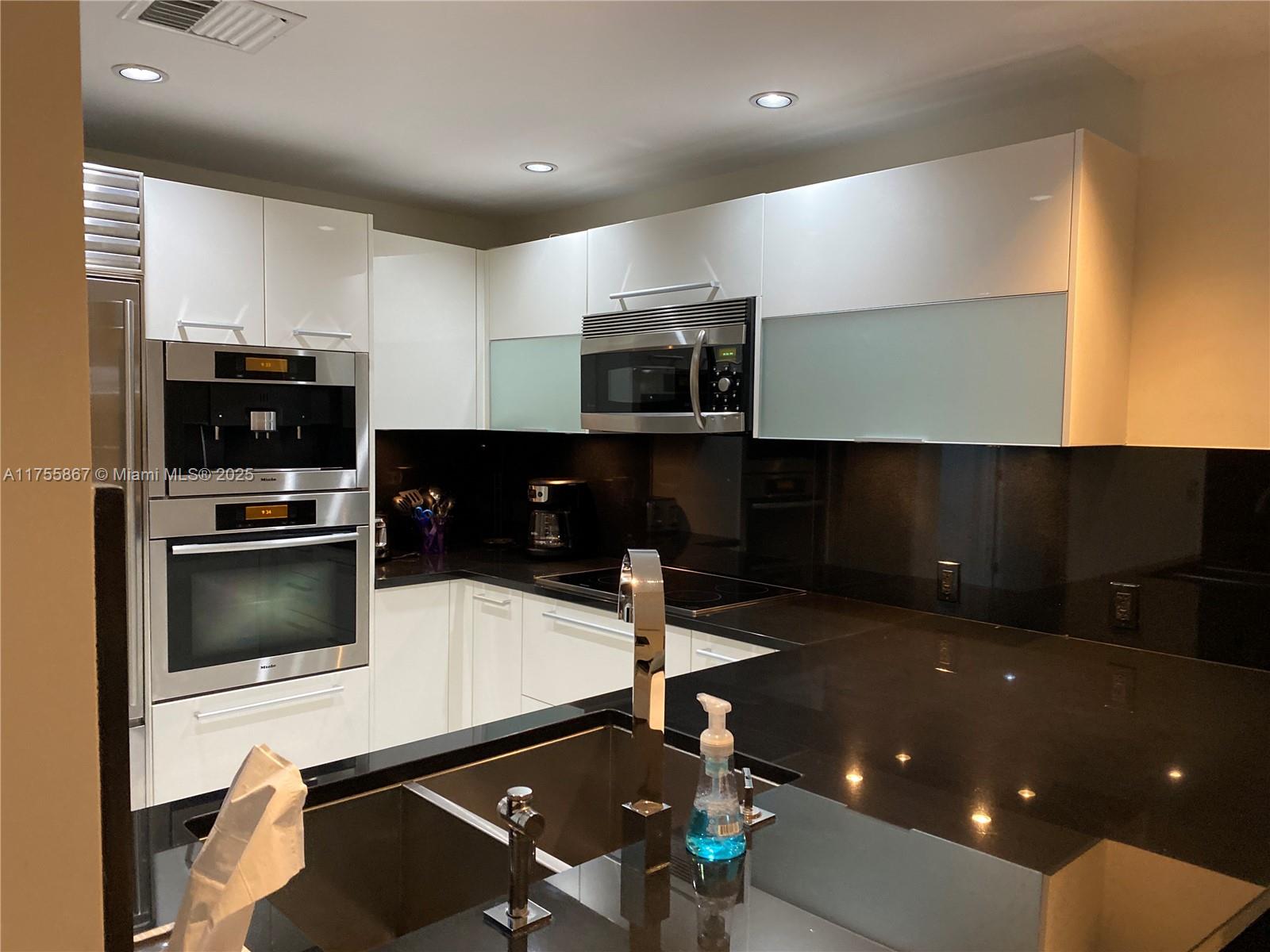 17121 Collins Ave #1906, Sunny Isles Beach FL 33160