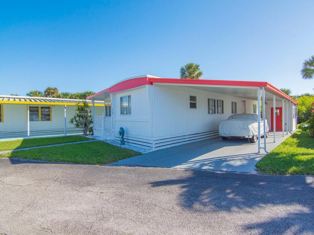 Homes for sale in Jensen Beach, FL | 4743 Ne Blue Heron Lane #7, Jensen Beach, FL 34957 | MLS# R11068494