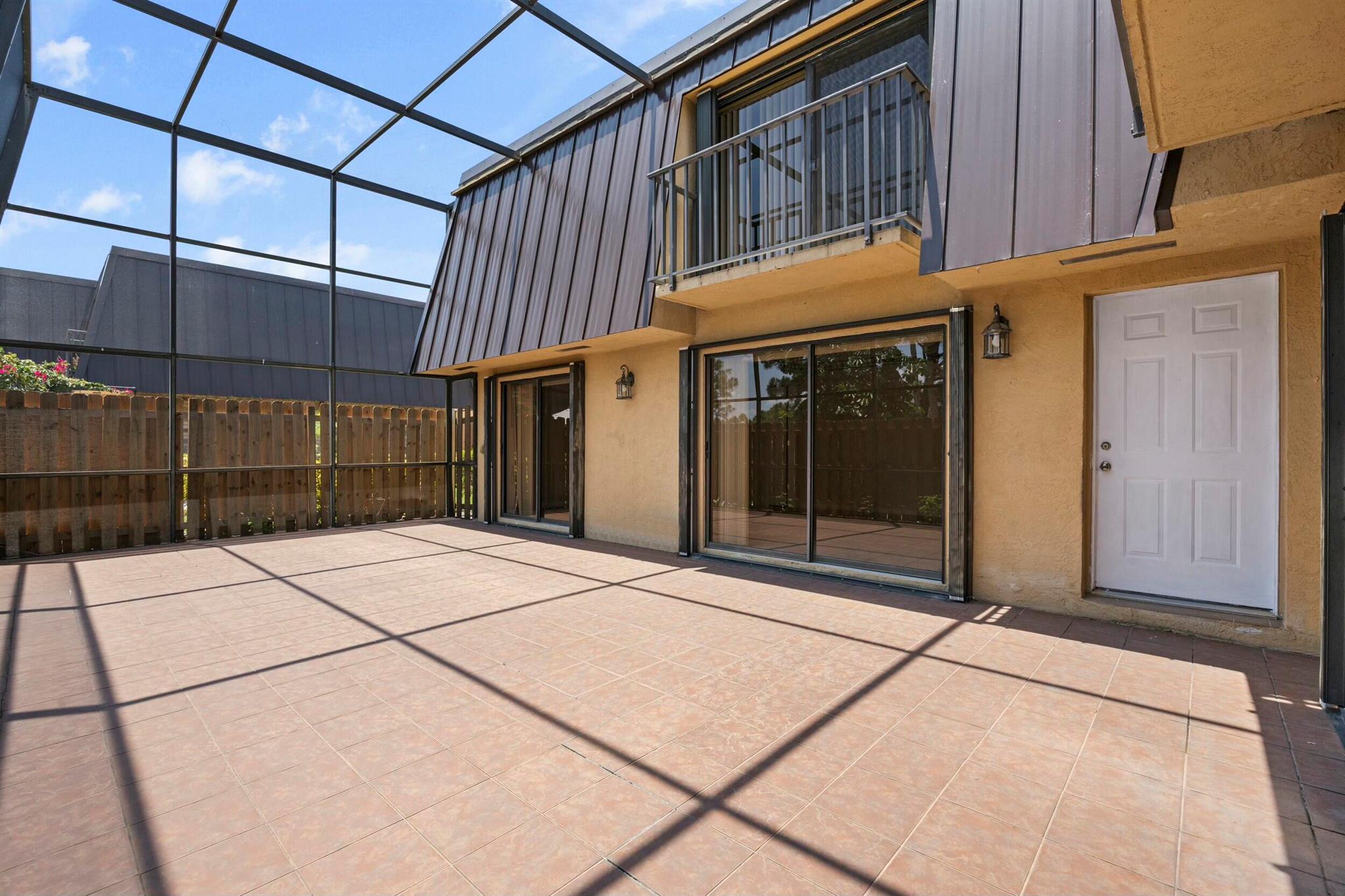 Homes for sale in Stuart, FL | 6524 Se Windsong Lane #732, Stuart, FL 34997 | MLS# R11068491