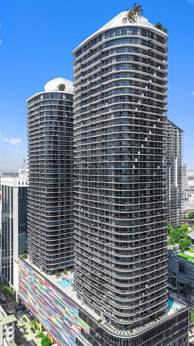 45 SW 9TH ST #3306, Miami FL 33130