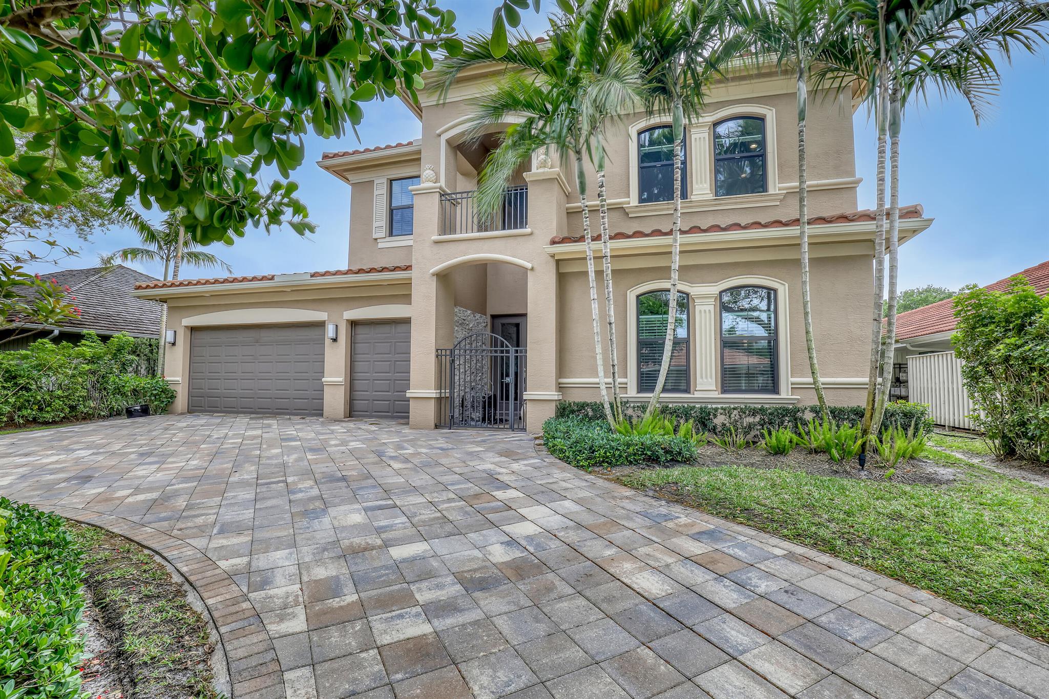 10 Kintyre Road Palm Beach Gardens FL 33418 | R11068794