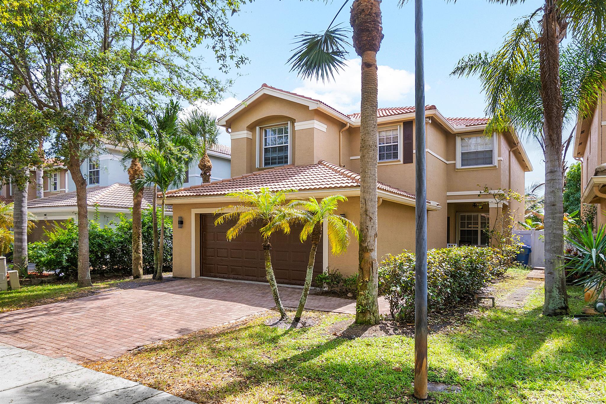 11480 Blue Violet Lane Royal Palm Beach FL 33411 | R11068871