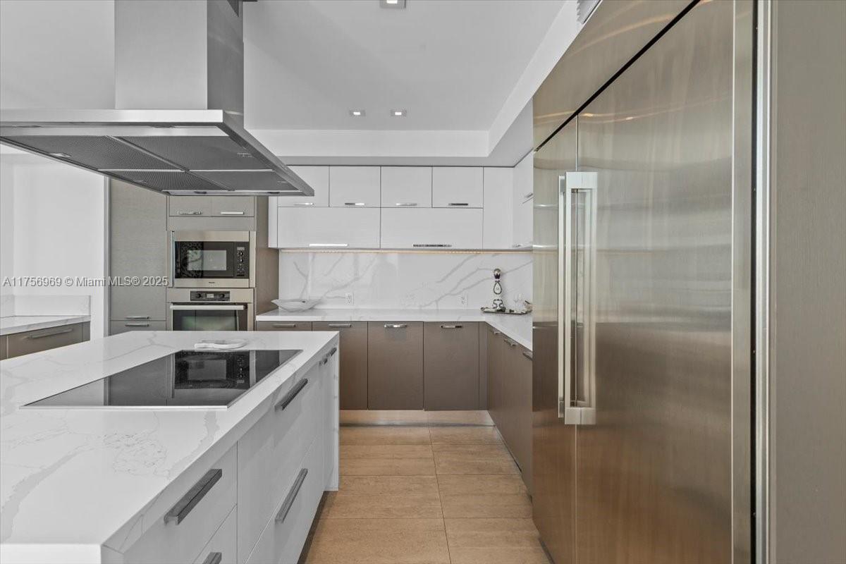 1331 Brickell Bay Dr #4211, Miami FL 33131