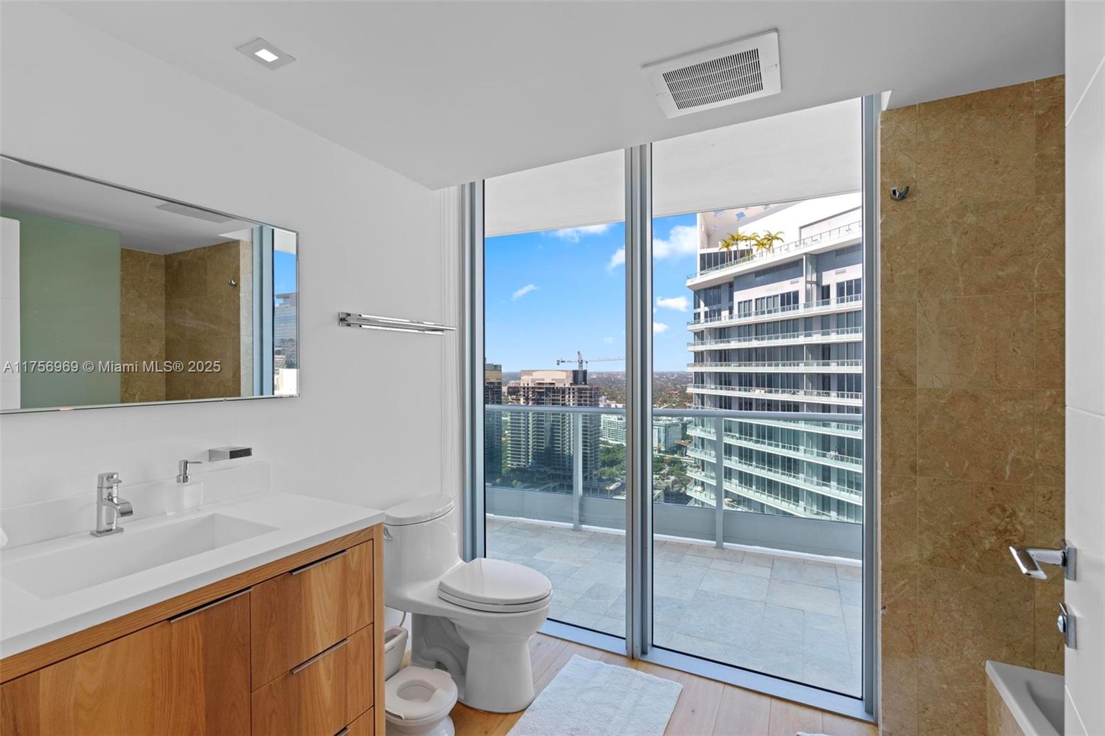 1331 Brickell Bay Dr #4211, Miami FL 33131